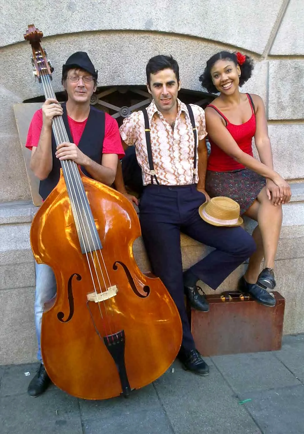  BuskingTrío T.J. Jazz, Hector Oliveira and Alejandro De Mesa  Madrid, 2011  
