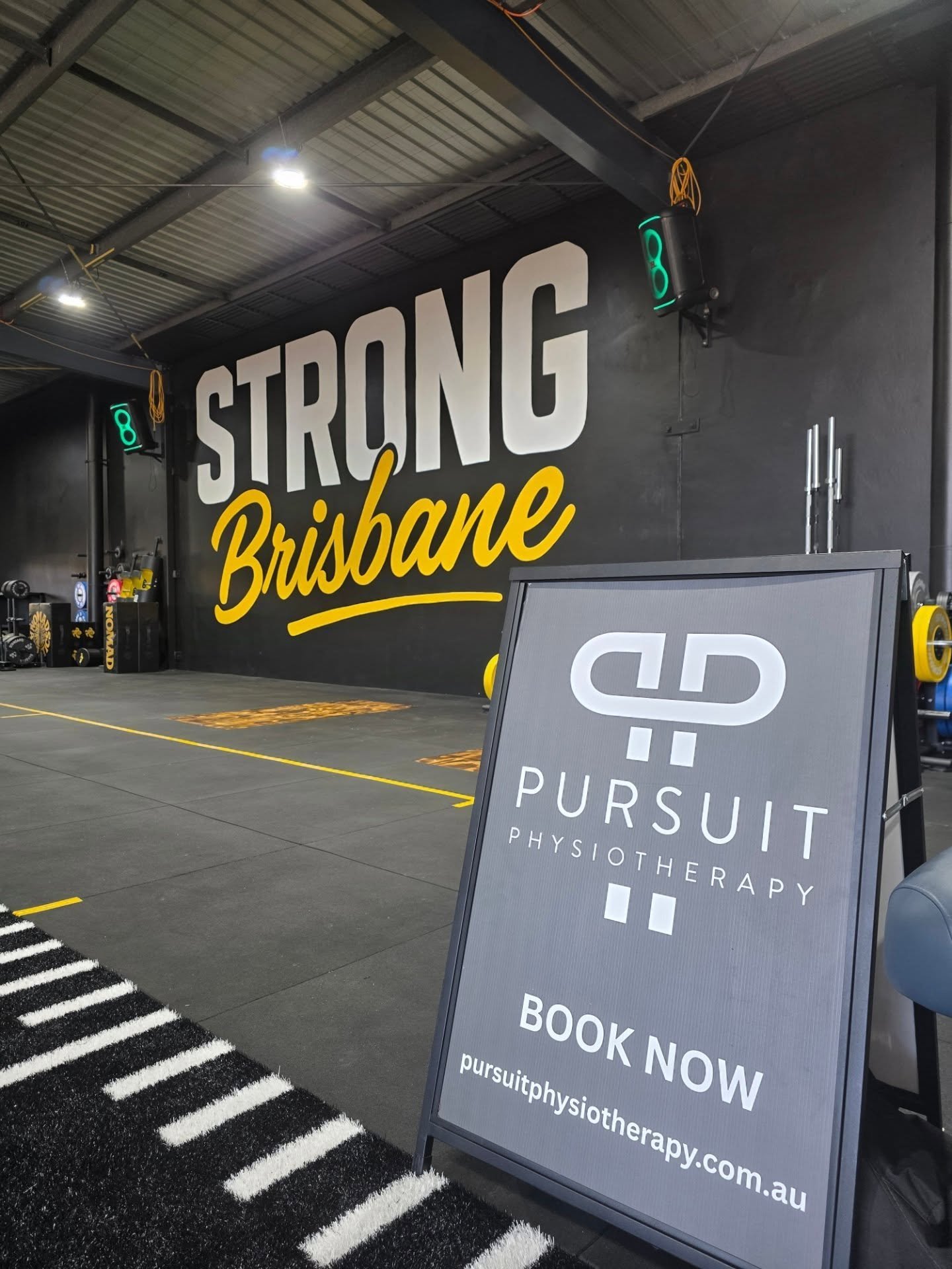 Strong Brisbane is officially OPEN 💥

We spent the day at @strongbrisbane surrounded by big lifts, big laughs&hellip; and even bigger thighs apparently 👀

Huge congrats to @strengthzen__ and @sarahaphlex,  you&rsquo;ve created an unreal space and a