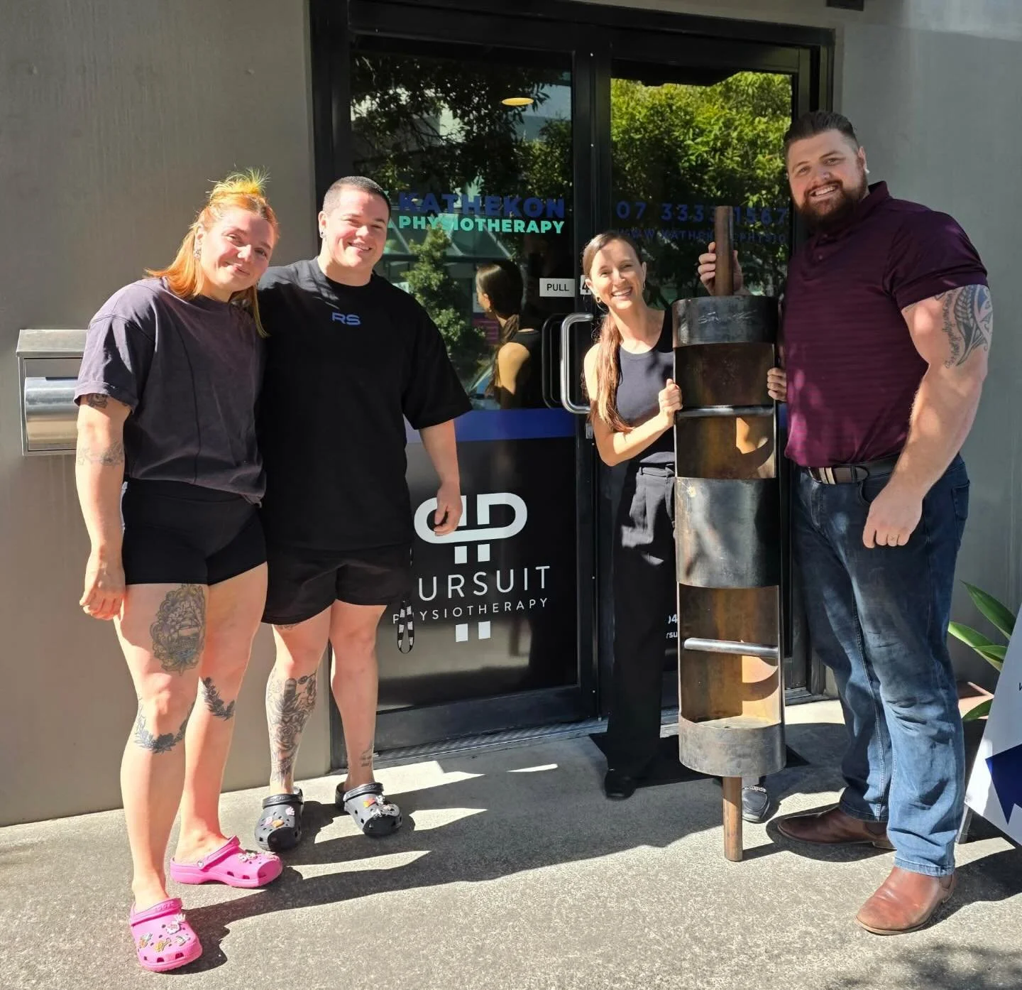 ⚪️‼️SPONSORED ATHLETE ANNOUNCEMENT‼️⚫️

Pursuit is SOO proud to announce our first 2 sponsored athletes @sarah_rainbow and @_simdawg_ !!

2 of the best female athletes in Australia but not only that.. 2 of the nicest people around 🫶🏼

Simone is an 