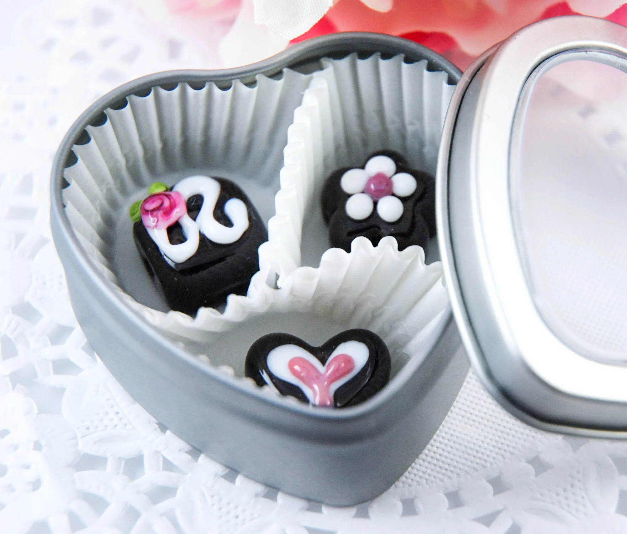 PinkHeartsBox#1-1(w).jpg