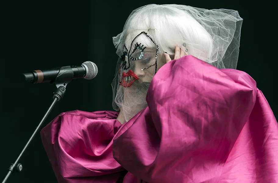 Allie X