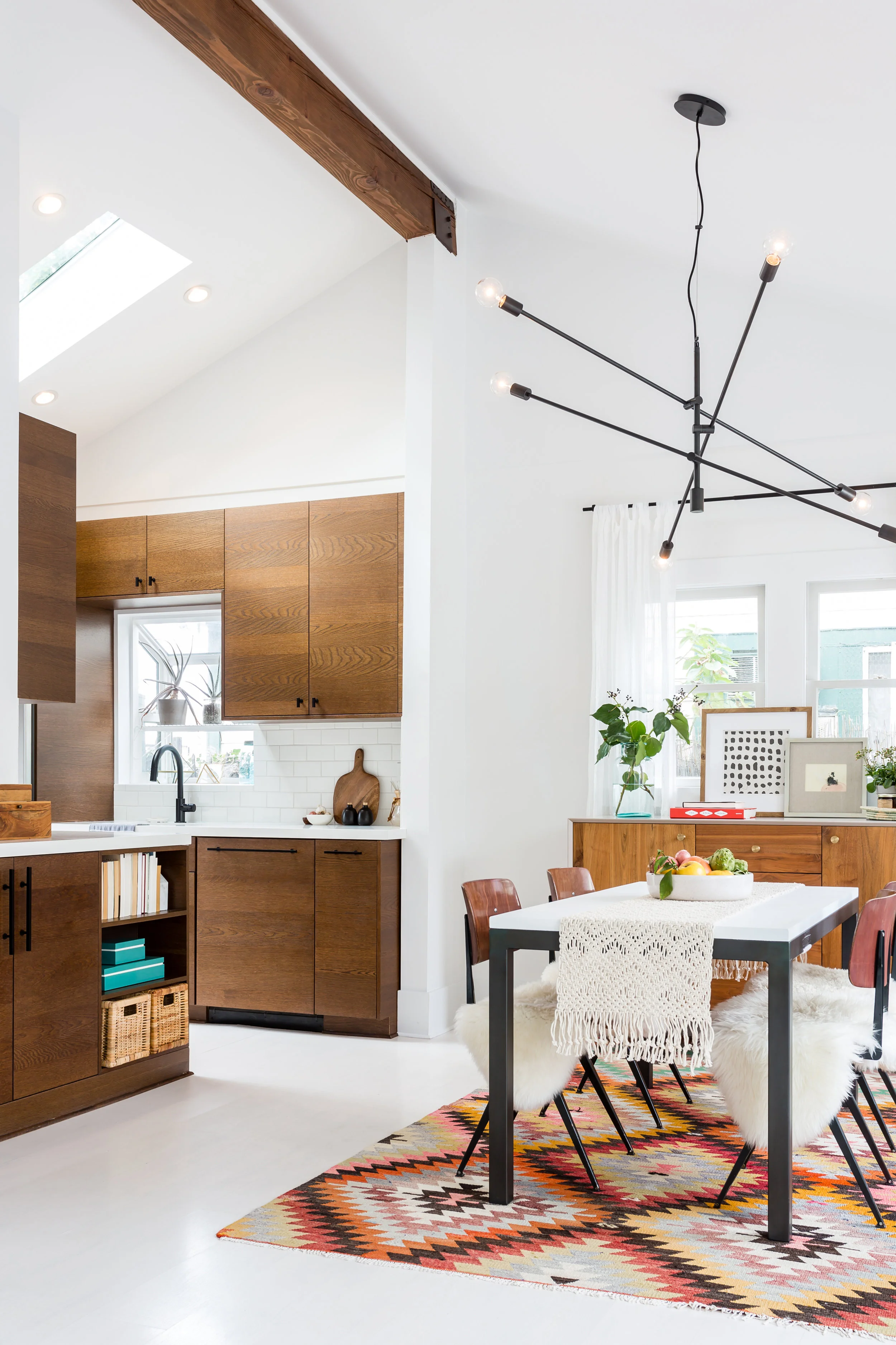 INTERIOR CONSULTING