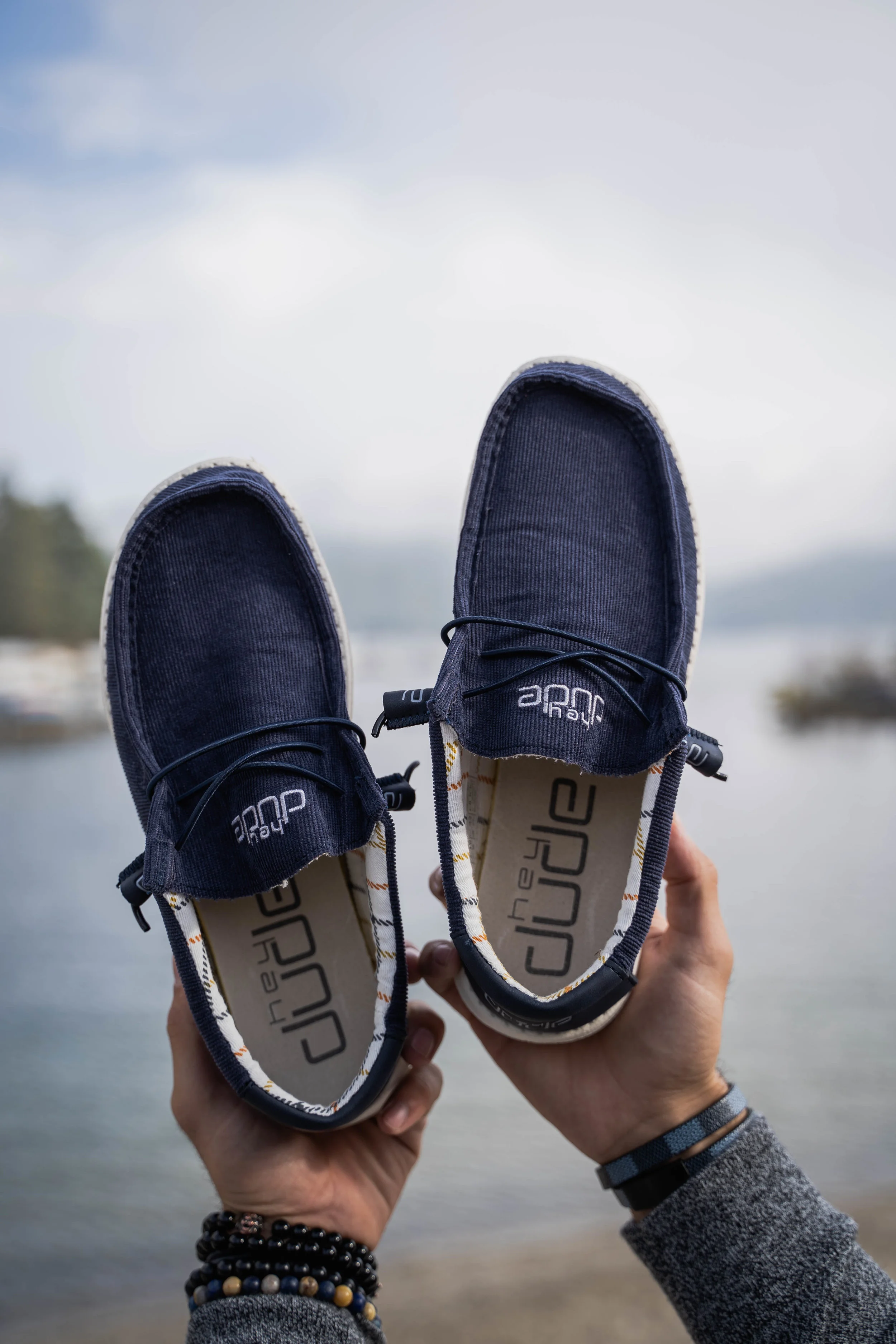 wally corduroy NAVY-00577.jpg