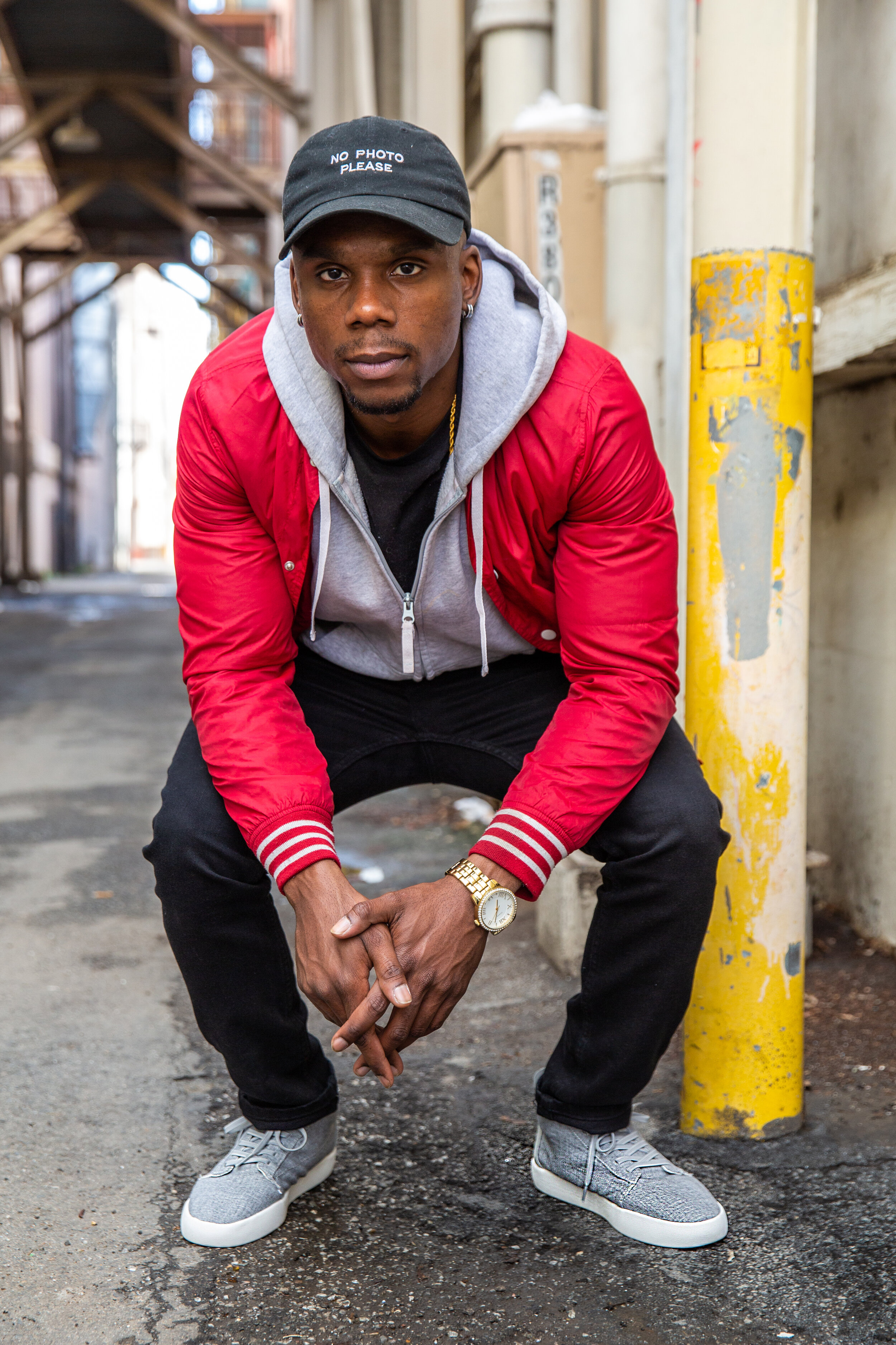 Ezra Mid Grey-0189.jpg