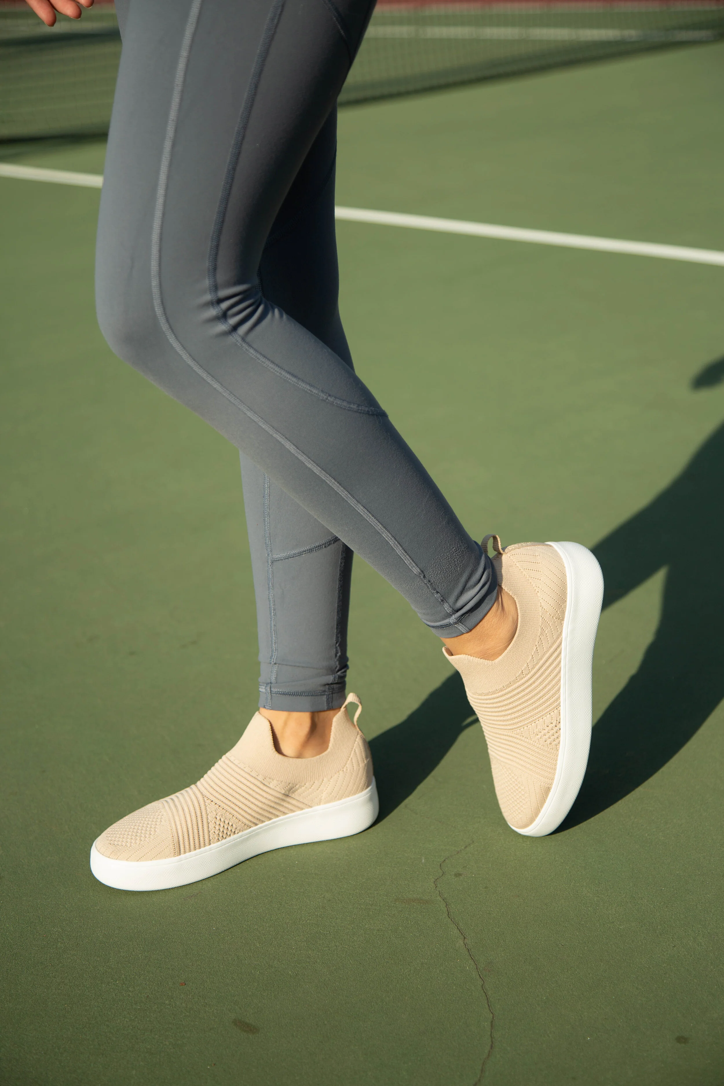 LIMITLESS-TAUPE 5.jpg