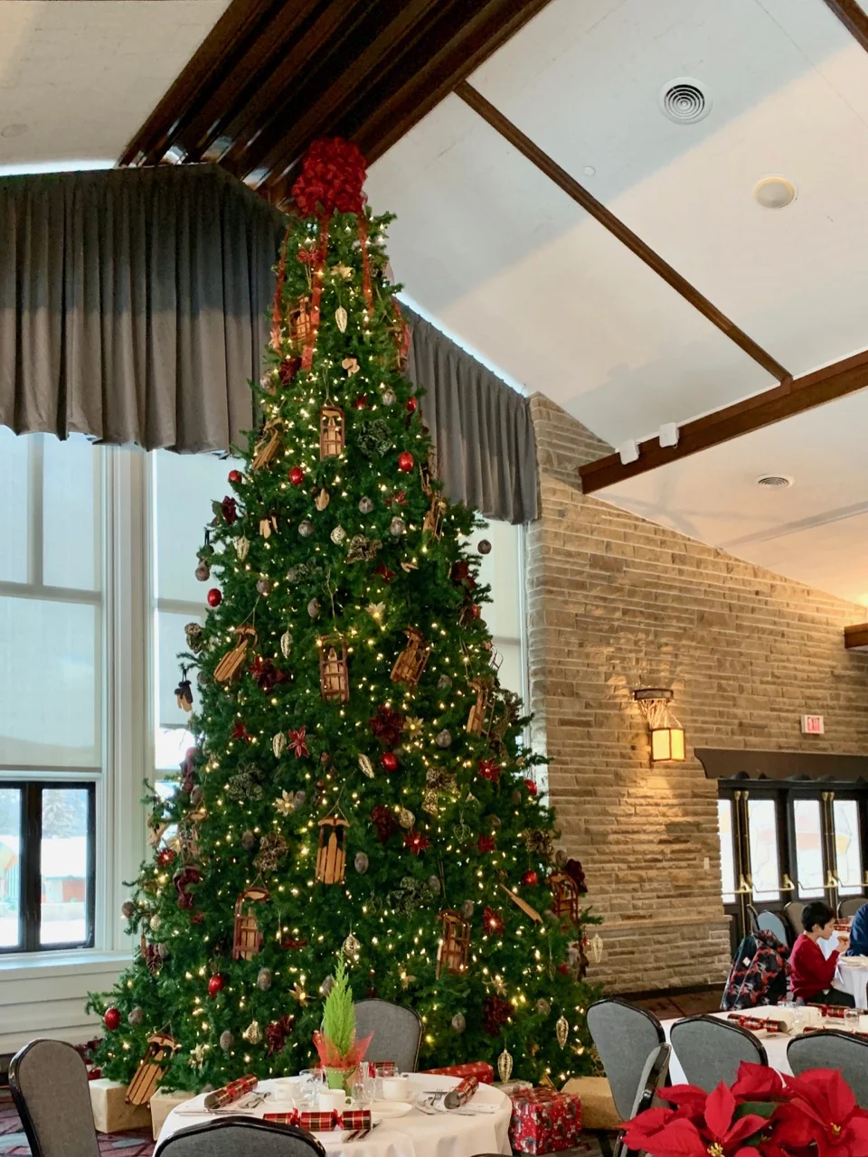 A giant Christmas tree that reached all the way to the ceiling in the Beauvert Room at the Jasper Park Lodge! Photos by: Lighter Side Interiors