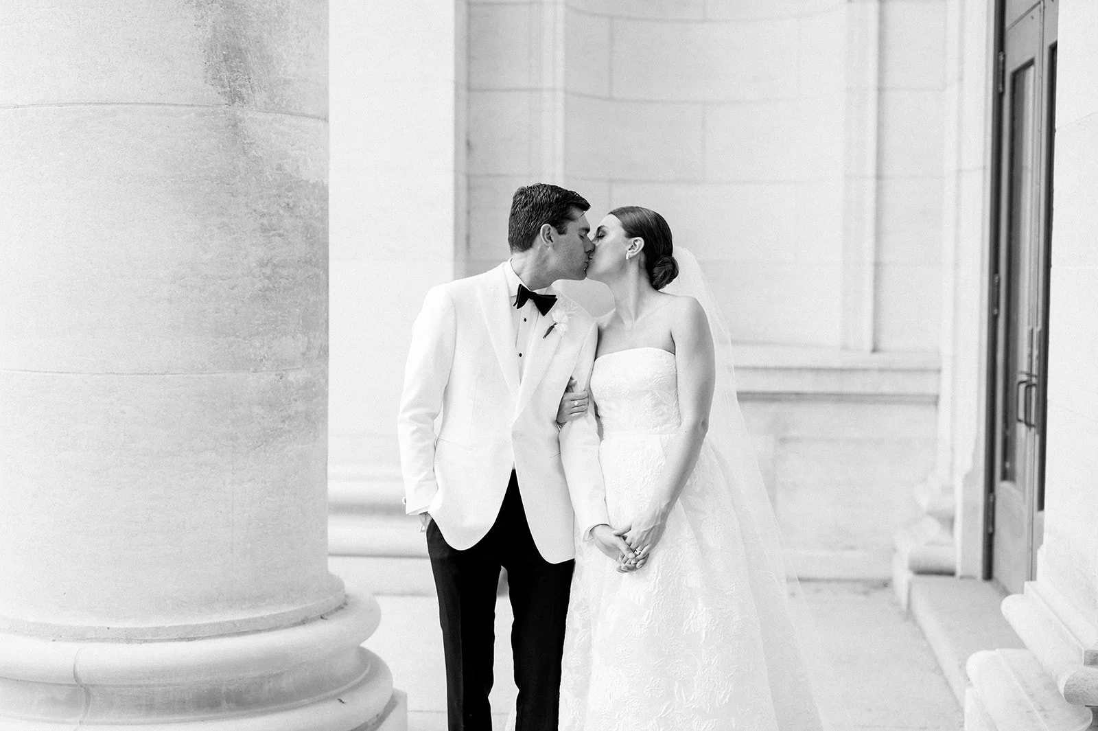 A Perfect September Wedding: Samantha and Michael's Big Day