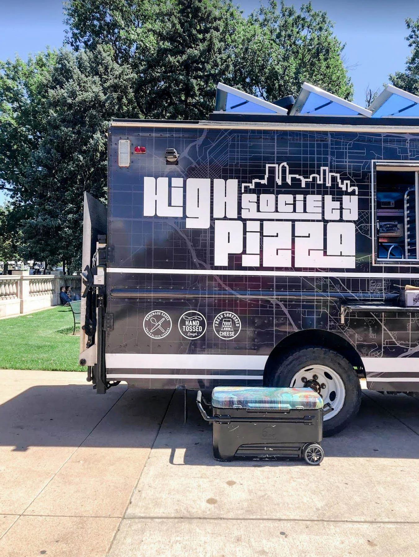 truck 2.jpg