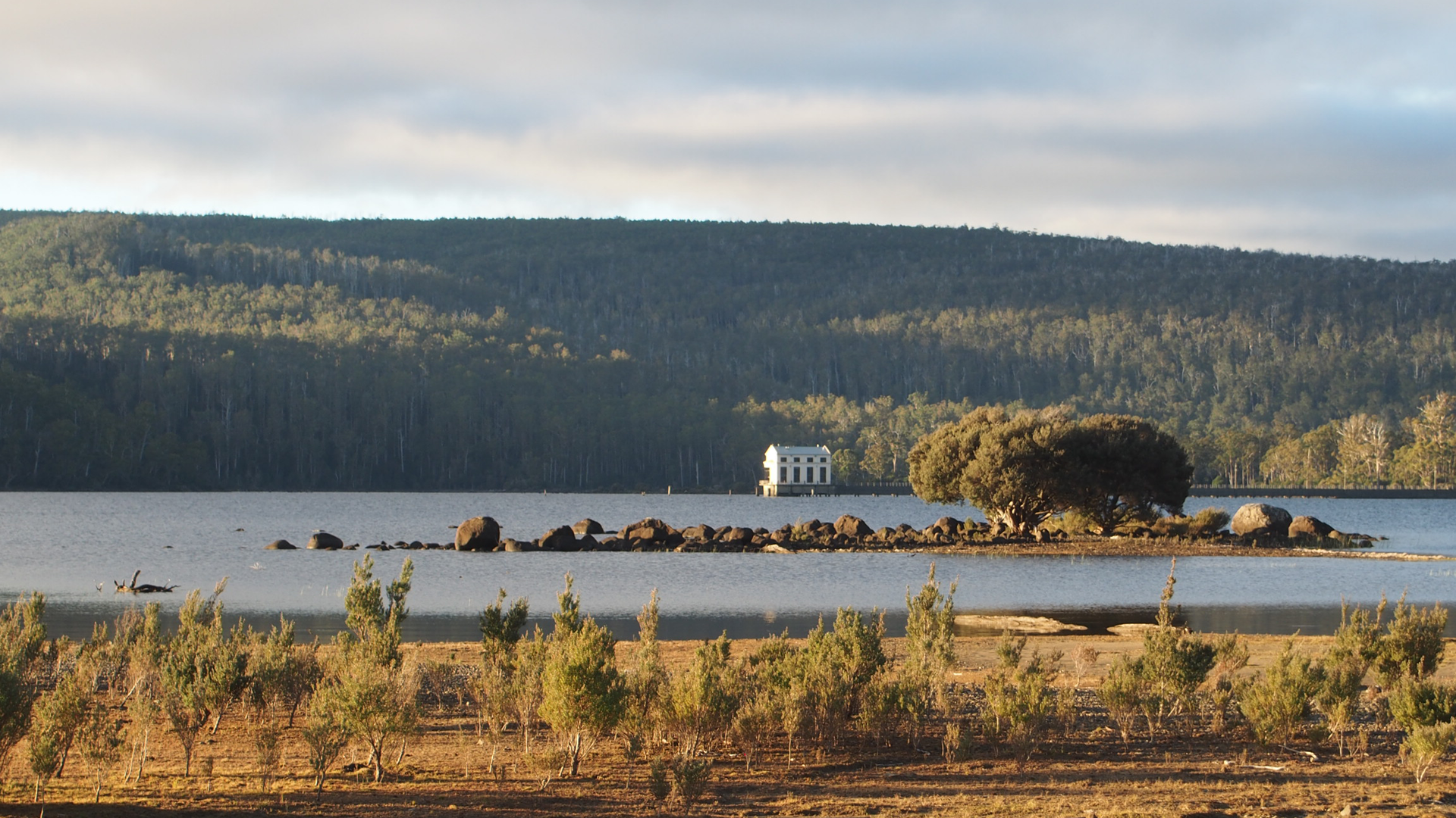 PUMPHOUSE POINT, LAKE ST CLAIR When an opening became available for this special escape, my husband jumped right to it. Mind you the booking was made 6 months in advance…