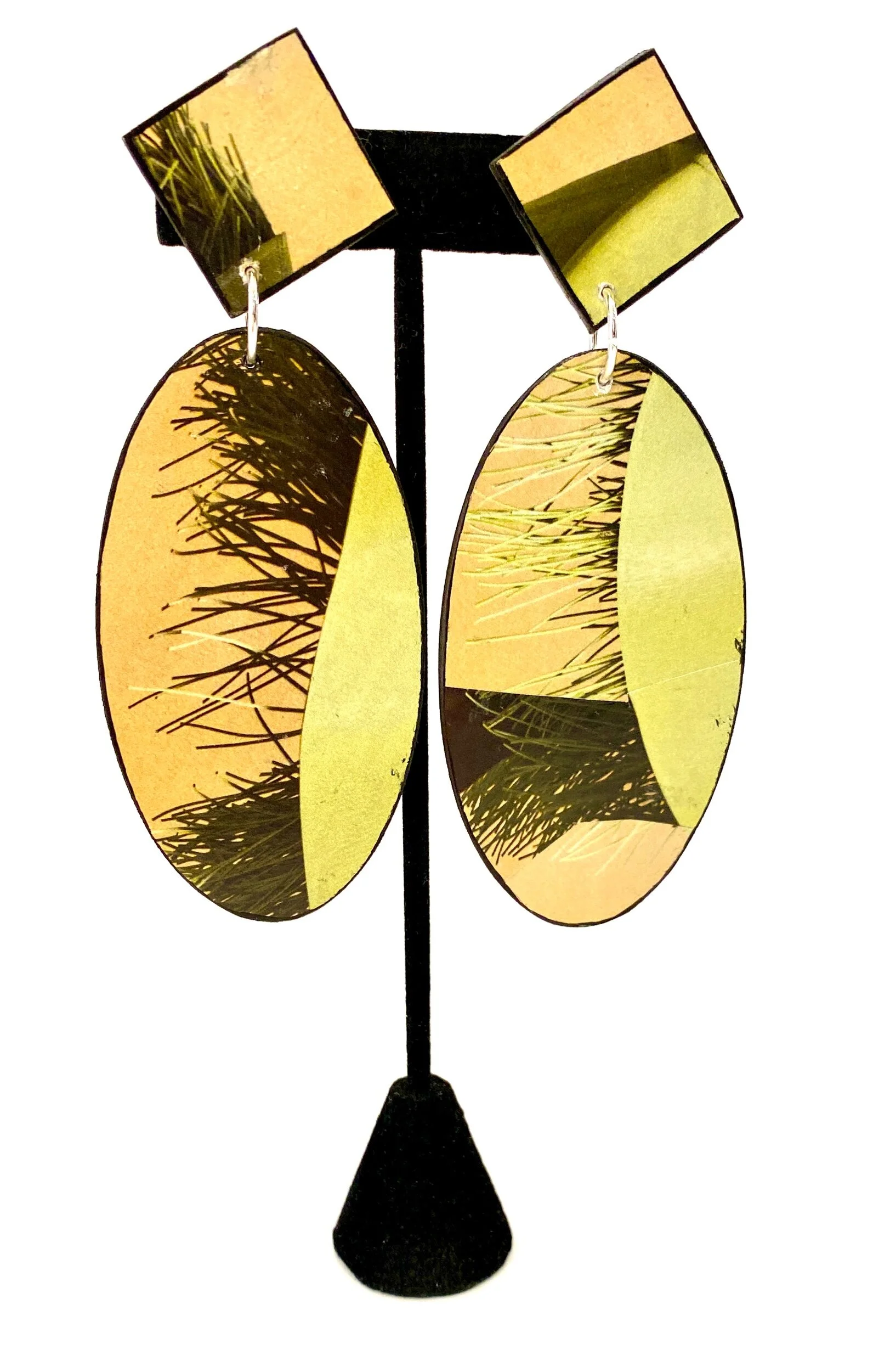 54D57423-97D3-4B34-83B2-2DF986BE0C8C