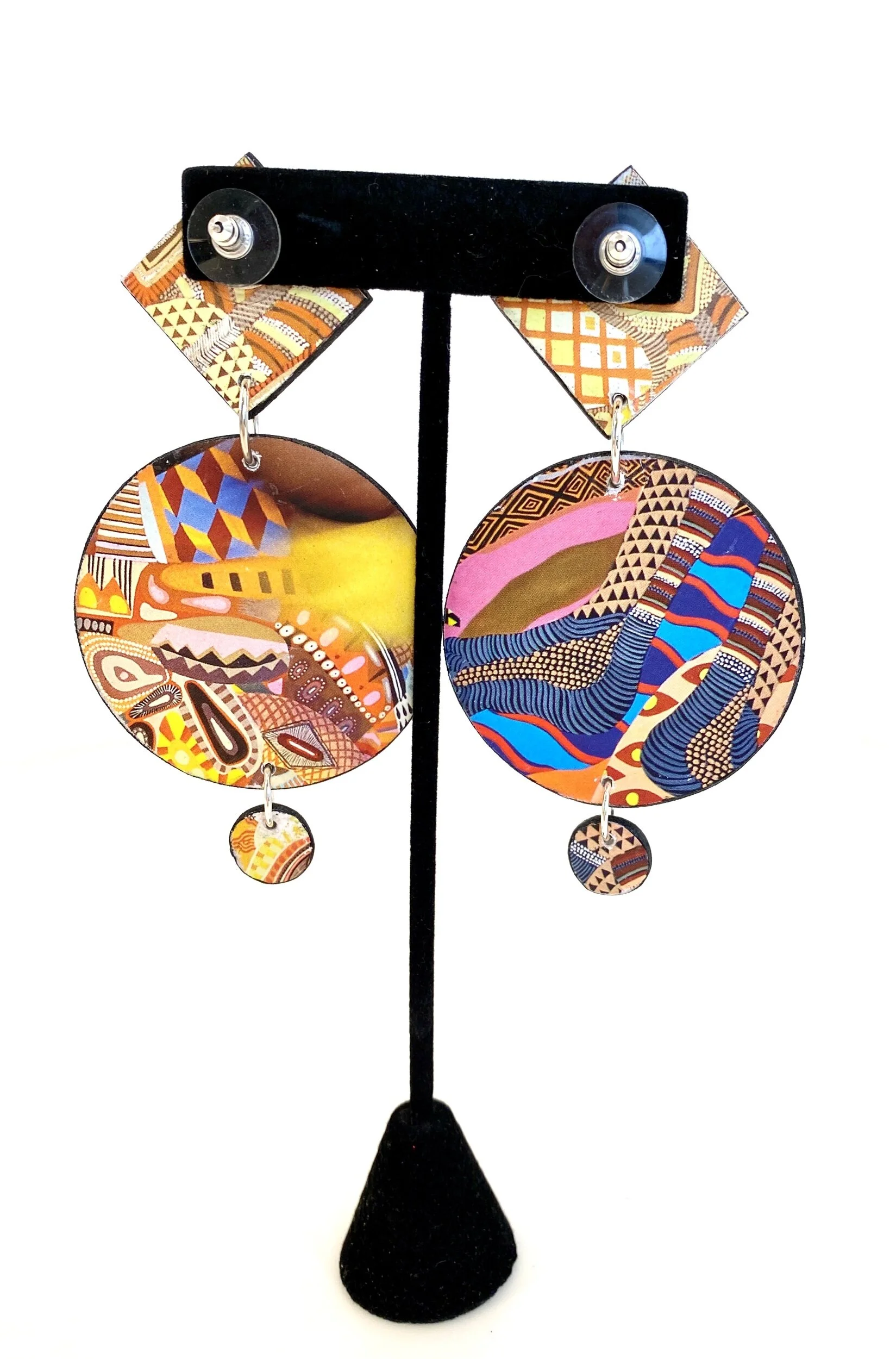 B98DDD19-BC21-4148-BAD4-64F2144E758B