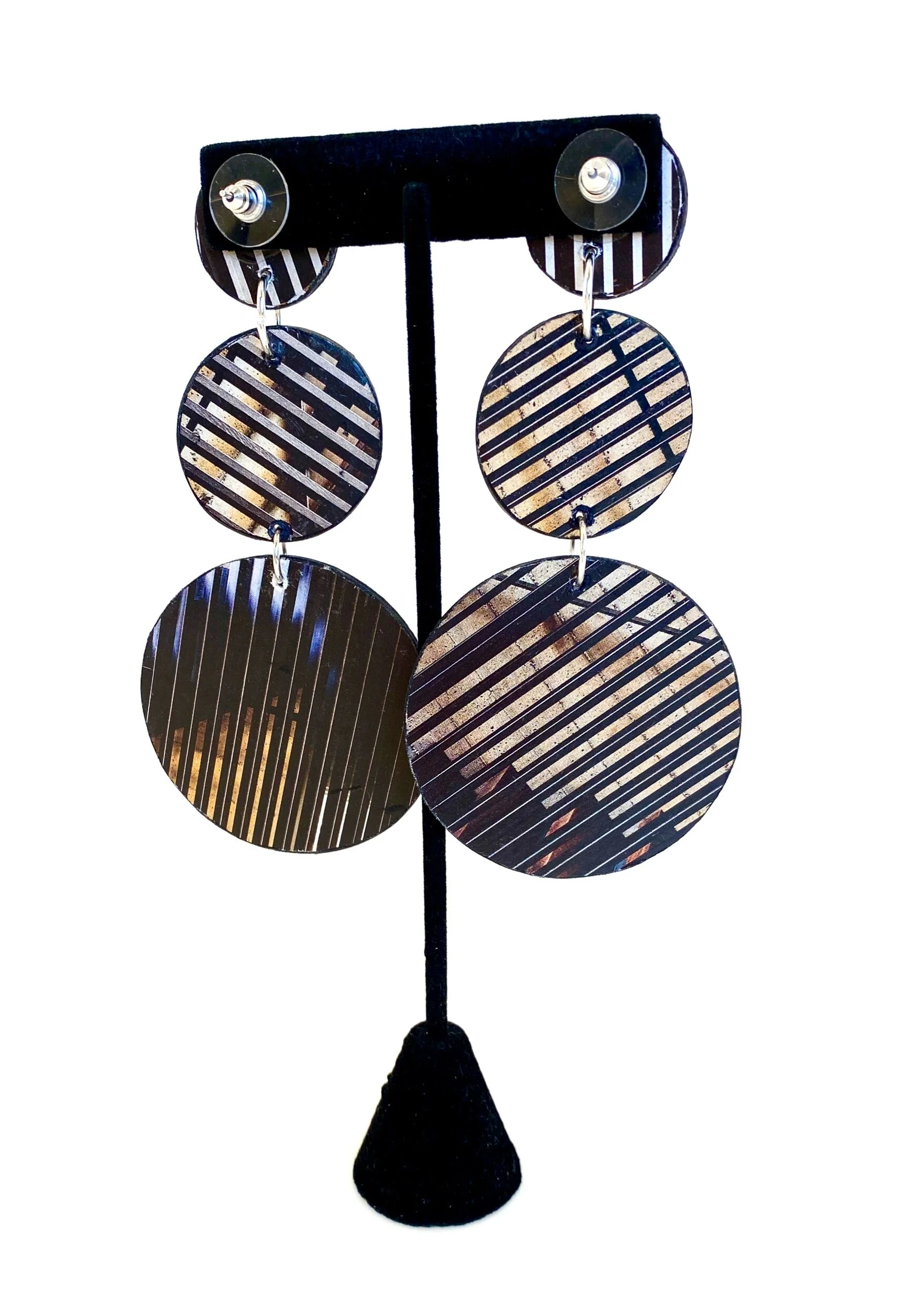 6E492032-E691-4017-8E82-9FE3988BCE53