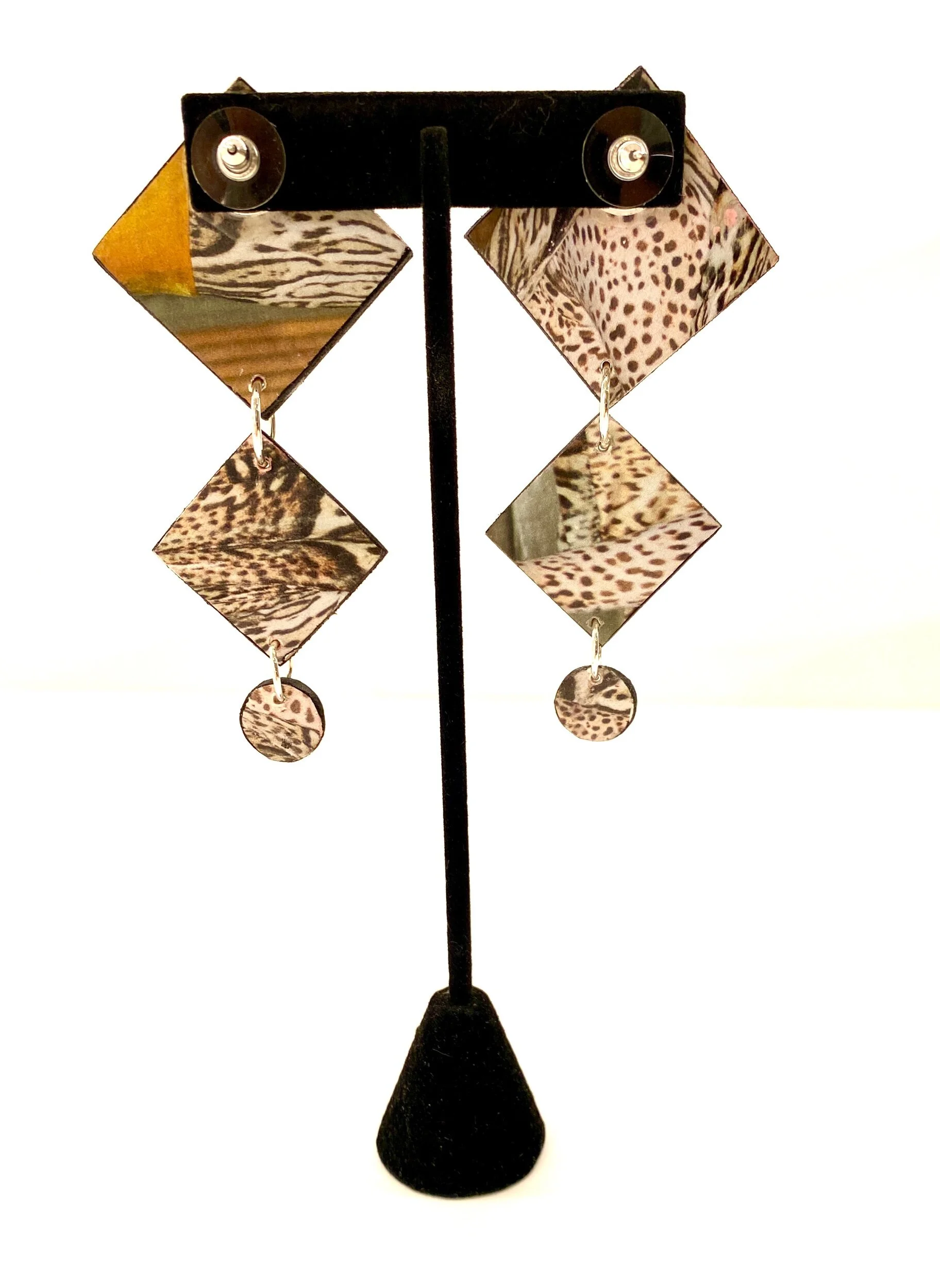 9DF7F066-8952-4A8D-9C6D-829FB2FE44A8