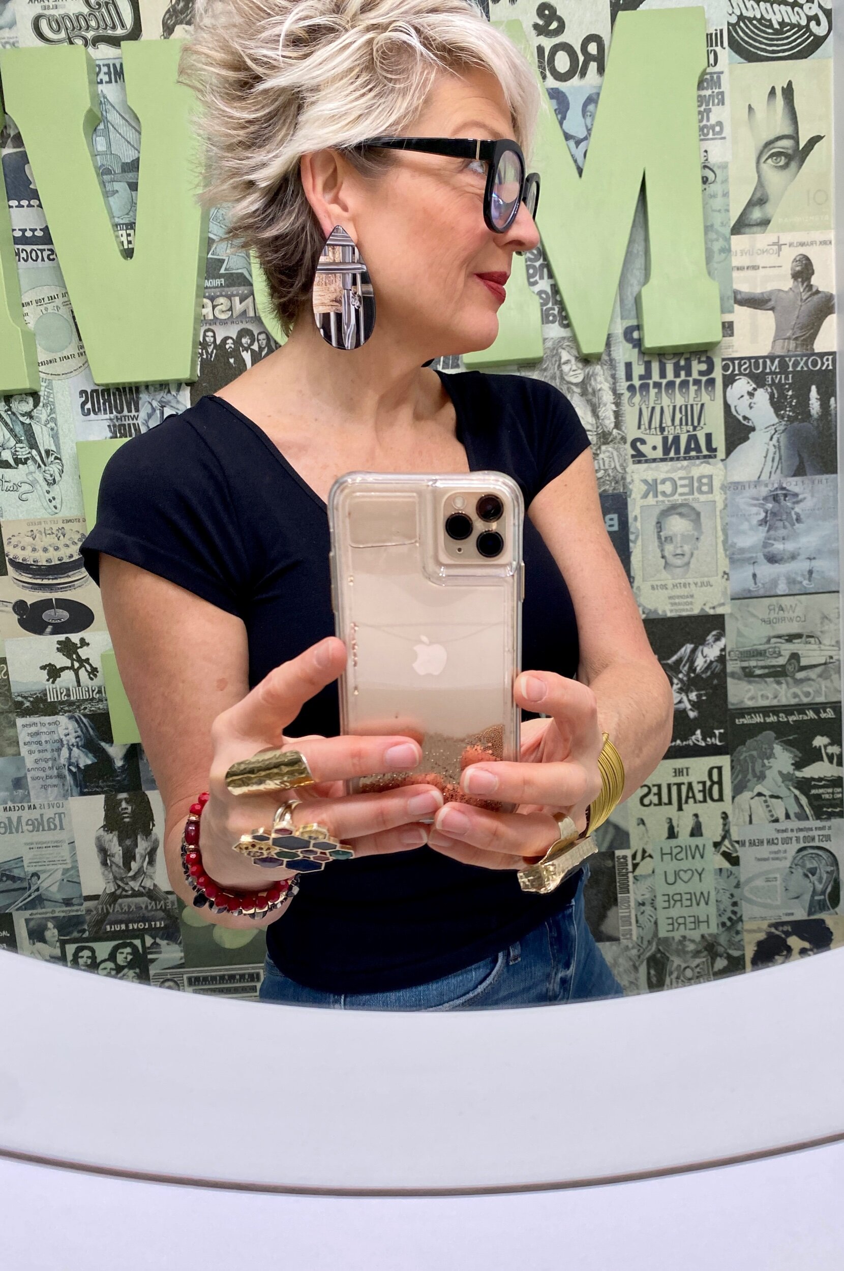 AE0D3500-BA0E-49D2-97B3-B2F85B713E82