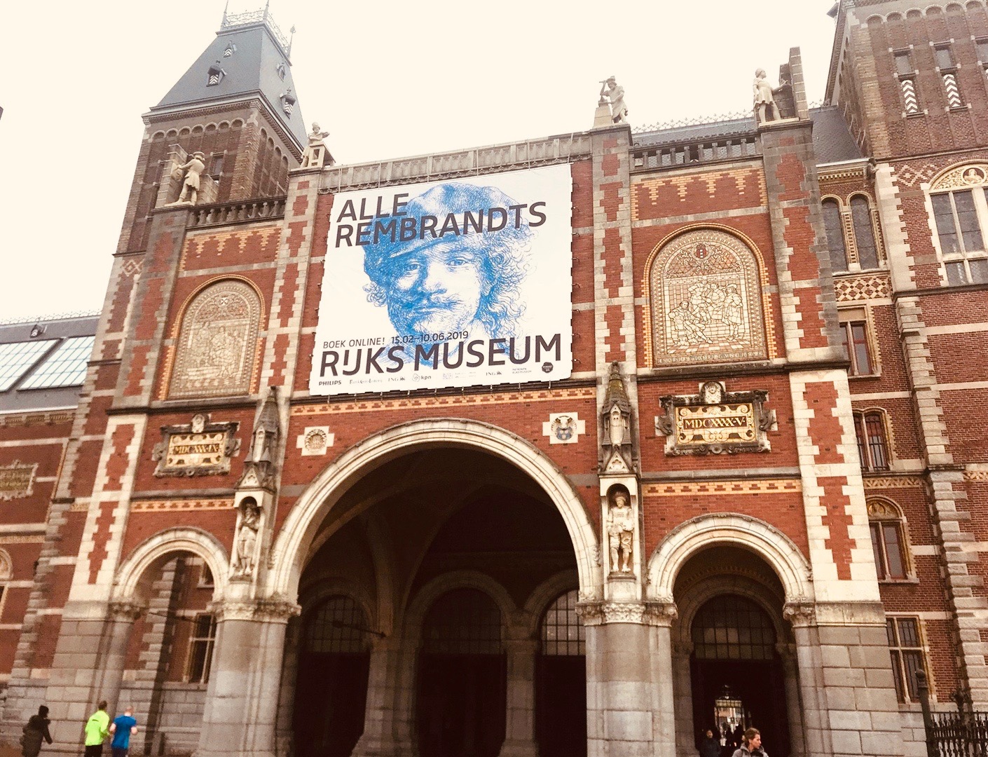 Rijks Museum exterior.jpeg