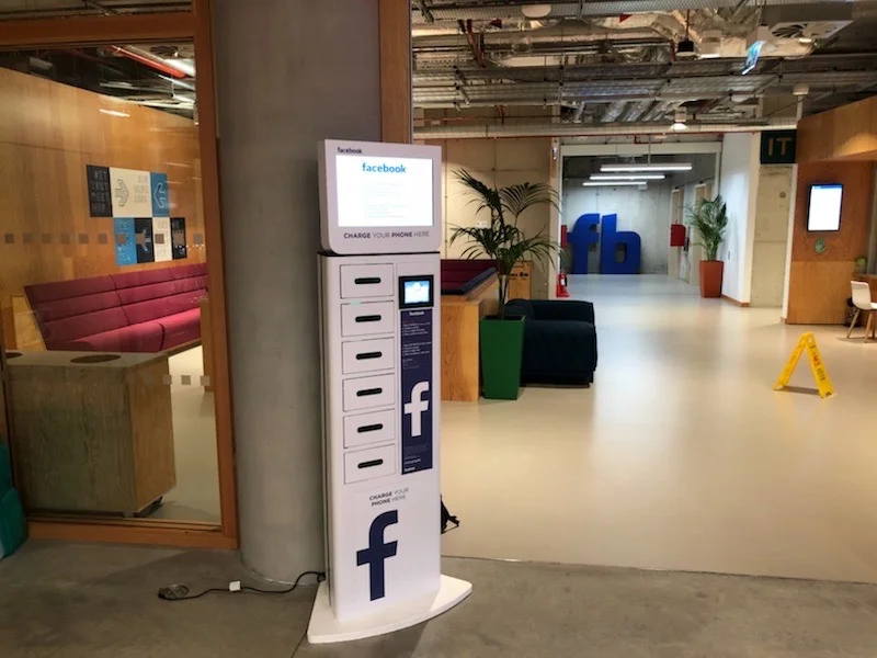 Benefits Of Offering Phone Charging In The Workplace