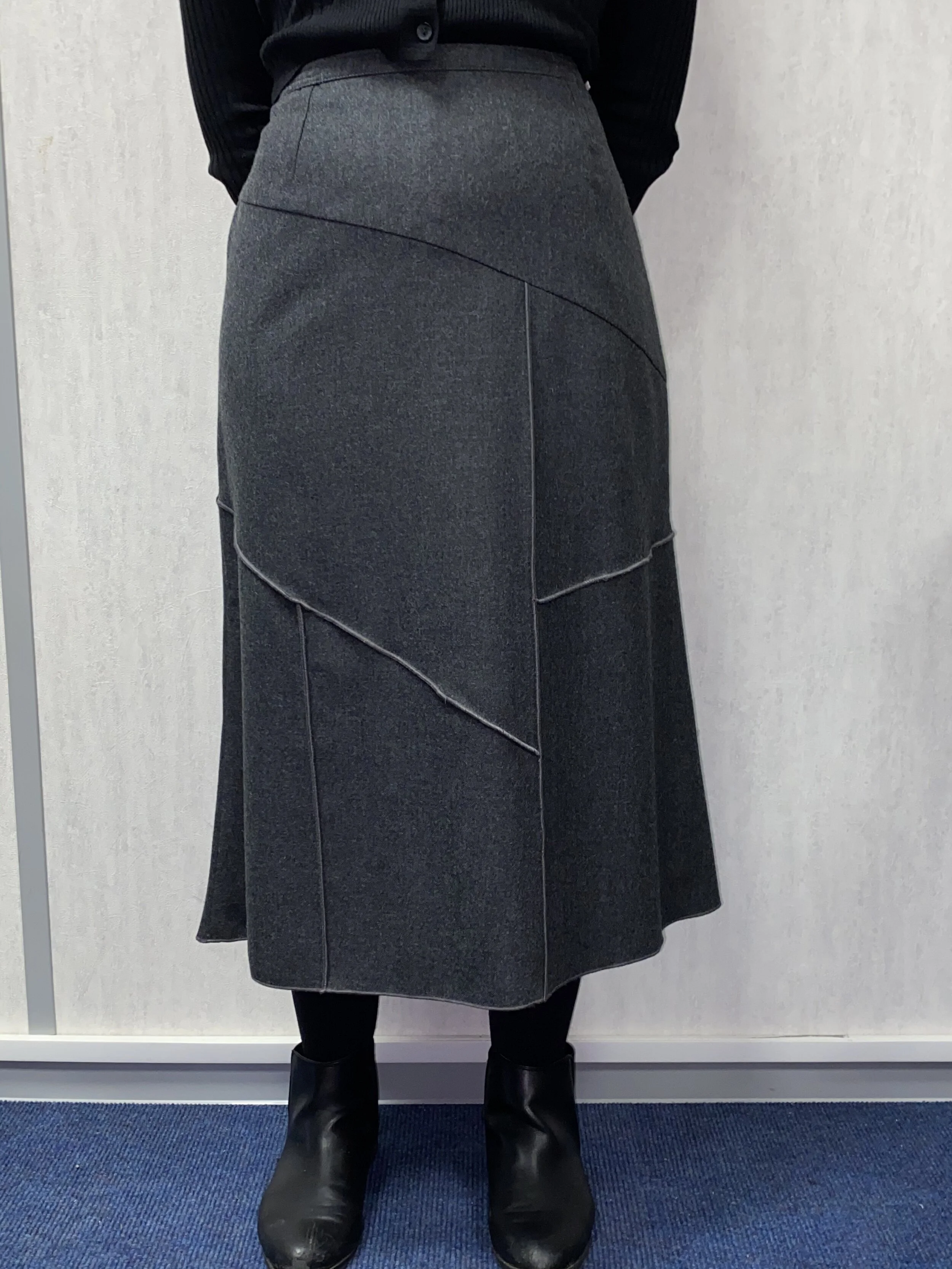 303 44Grey.JPG