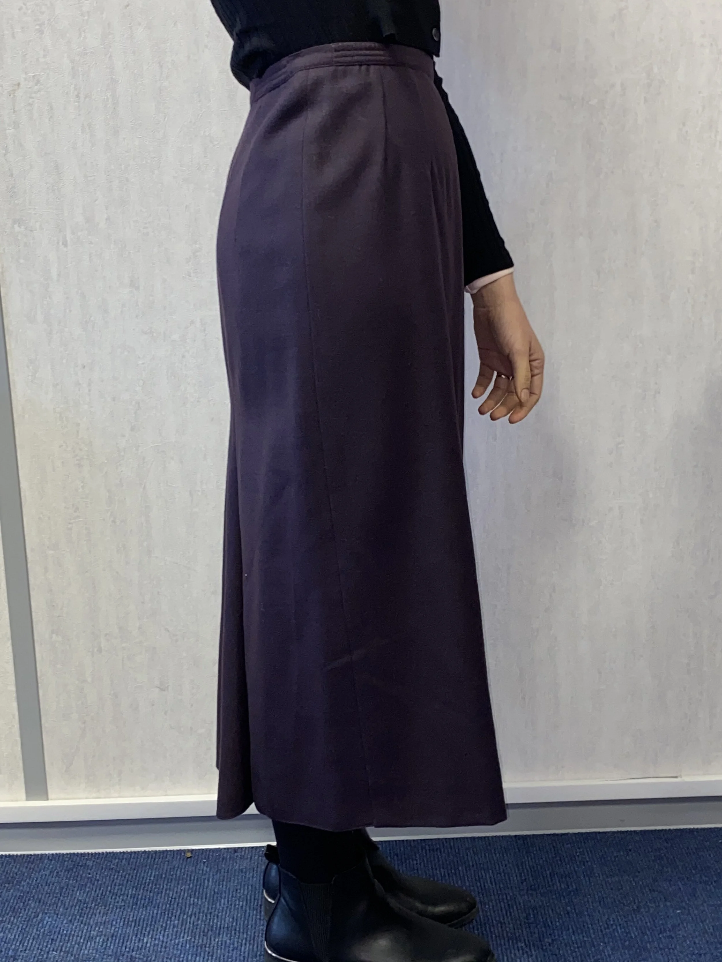 577 44Aubergine Side.JPG