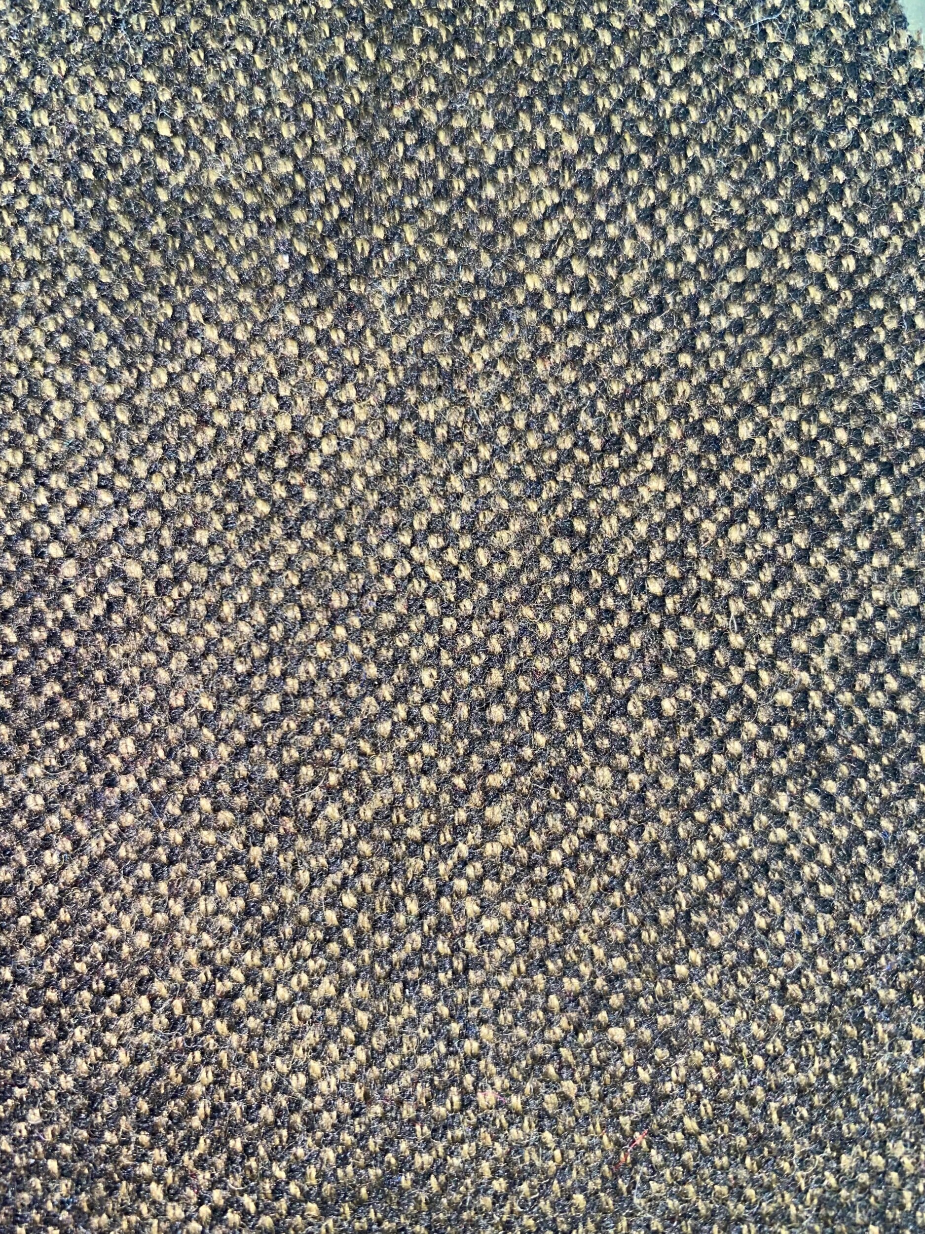 B109C5F2-1D5B-4A0F-B9F8-979E49D99529