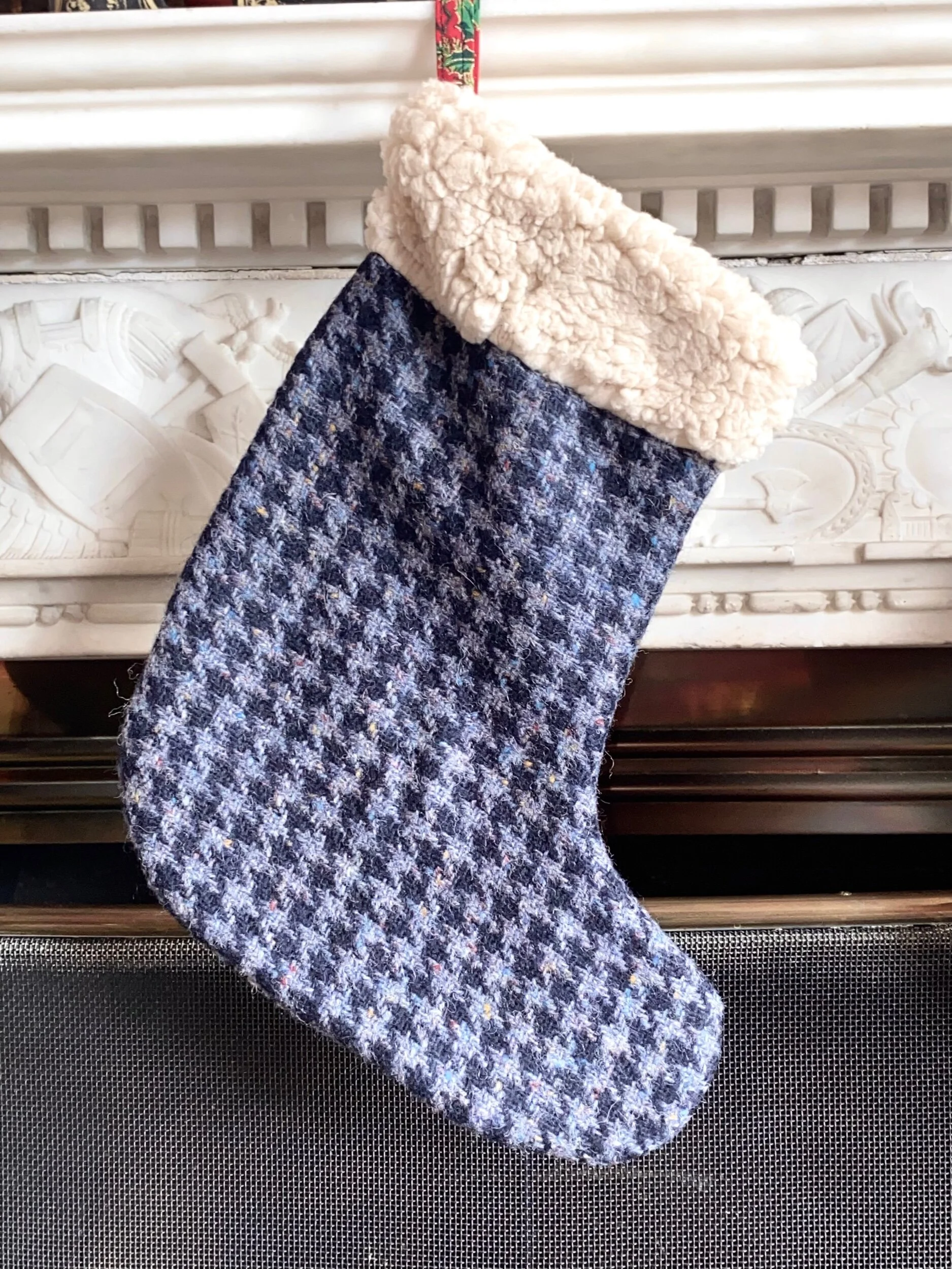 14F2CC24-6025-4BA4-B12F-96AFB737FE4C