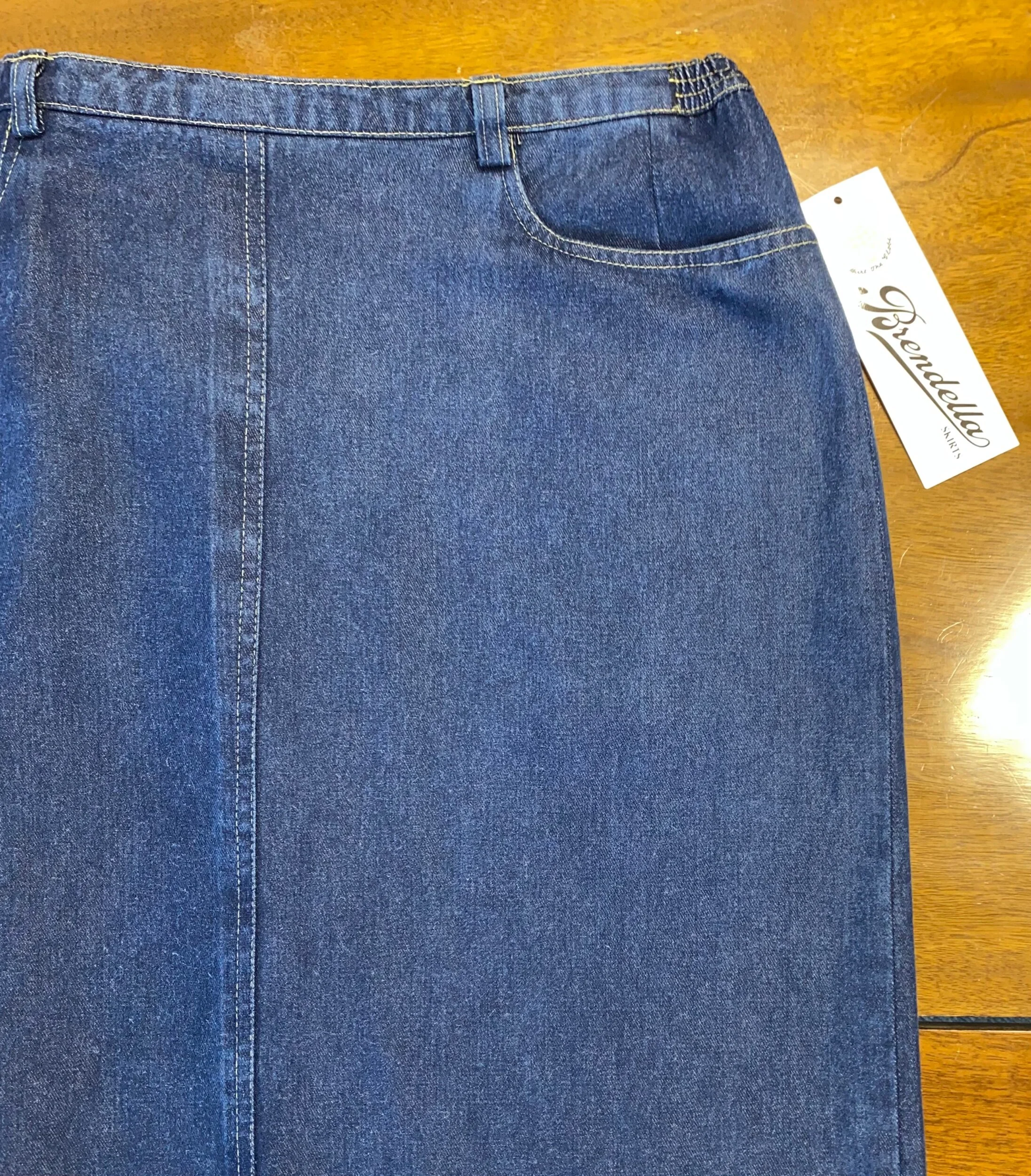 CBBDFC5C-7B9E-41B0-B28D-9AB0914E2E4D