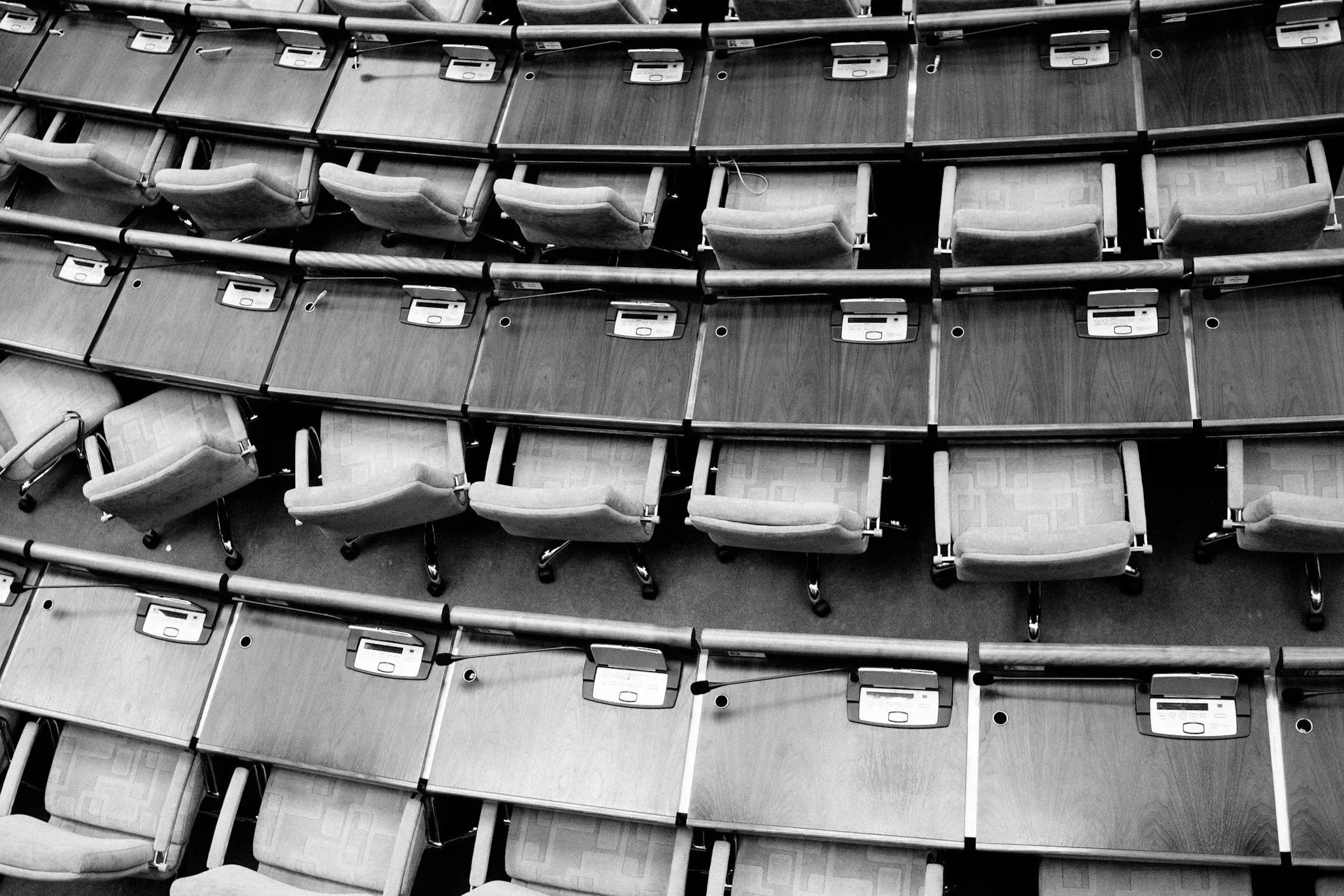 Series of policy briefs in response to scholarly article “Atomic Responsiveness” 