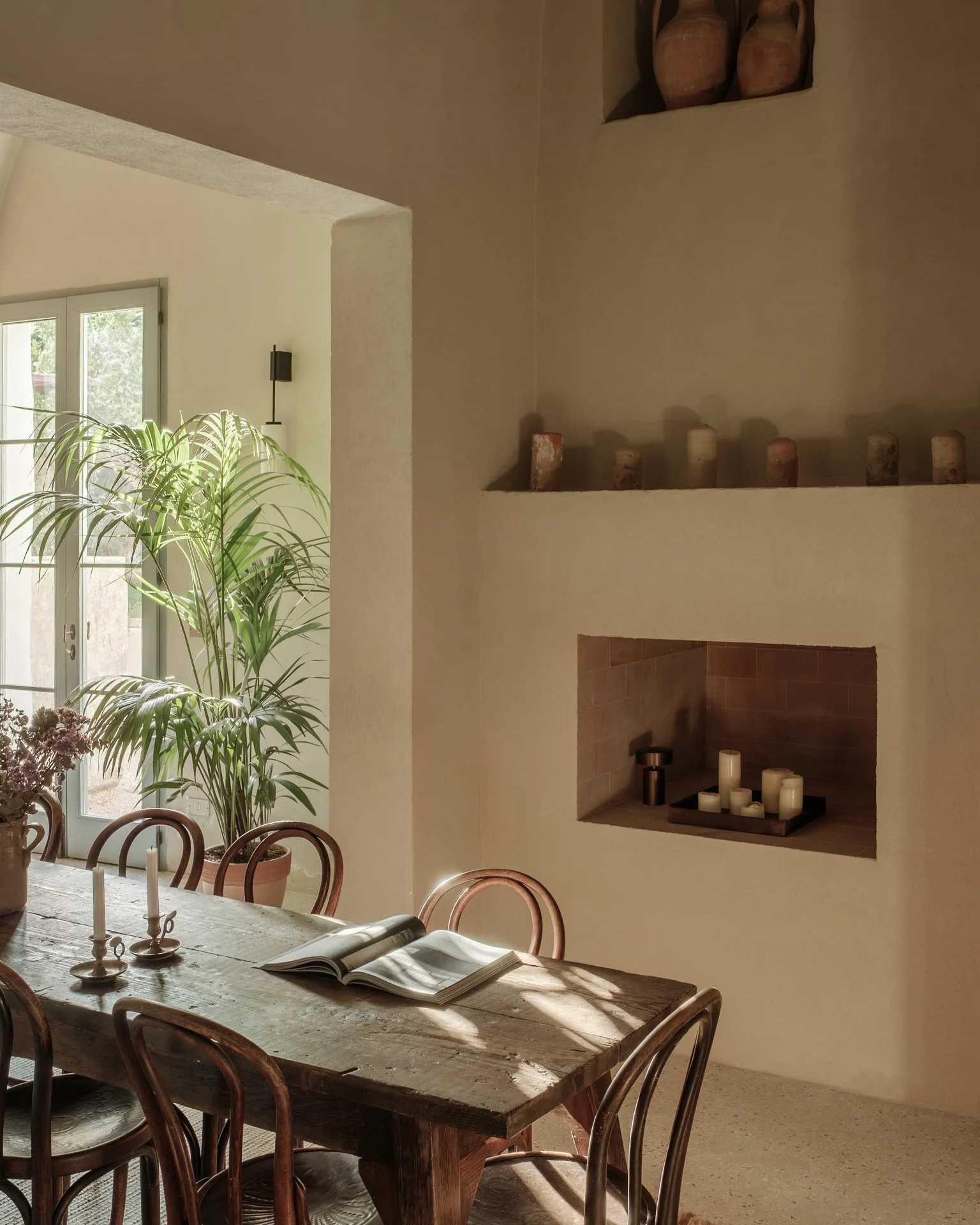 alesskikinas.com-Living Area-7.jpg