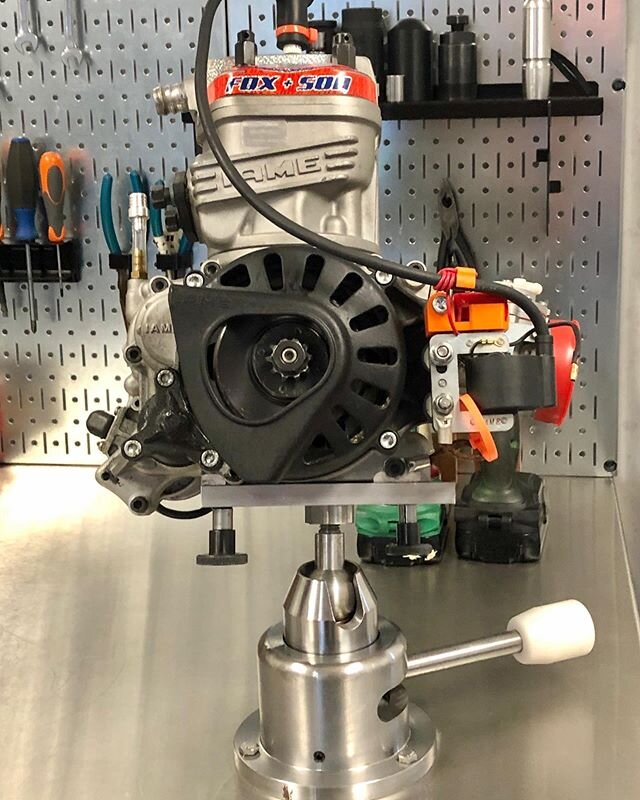 Major upgrade to the shop with this proper engine stand, courtesy of Kartune Motorsport in the UK. When it comes to #karting the Brits do it right. Thanks to @aventus_power for the tip.
.
.
#iameusa #x30 #enginetuning #UK #kartracing