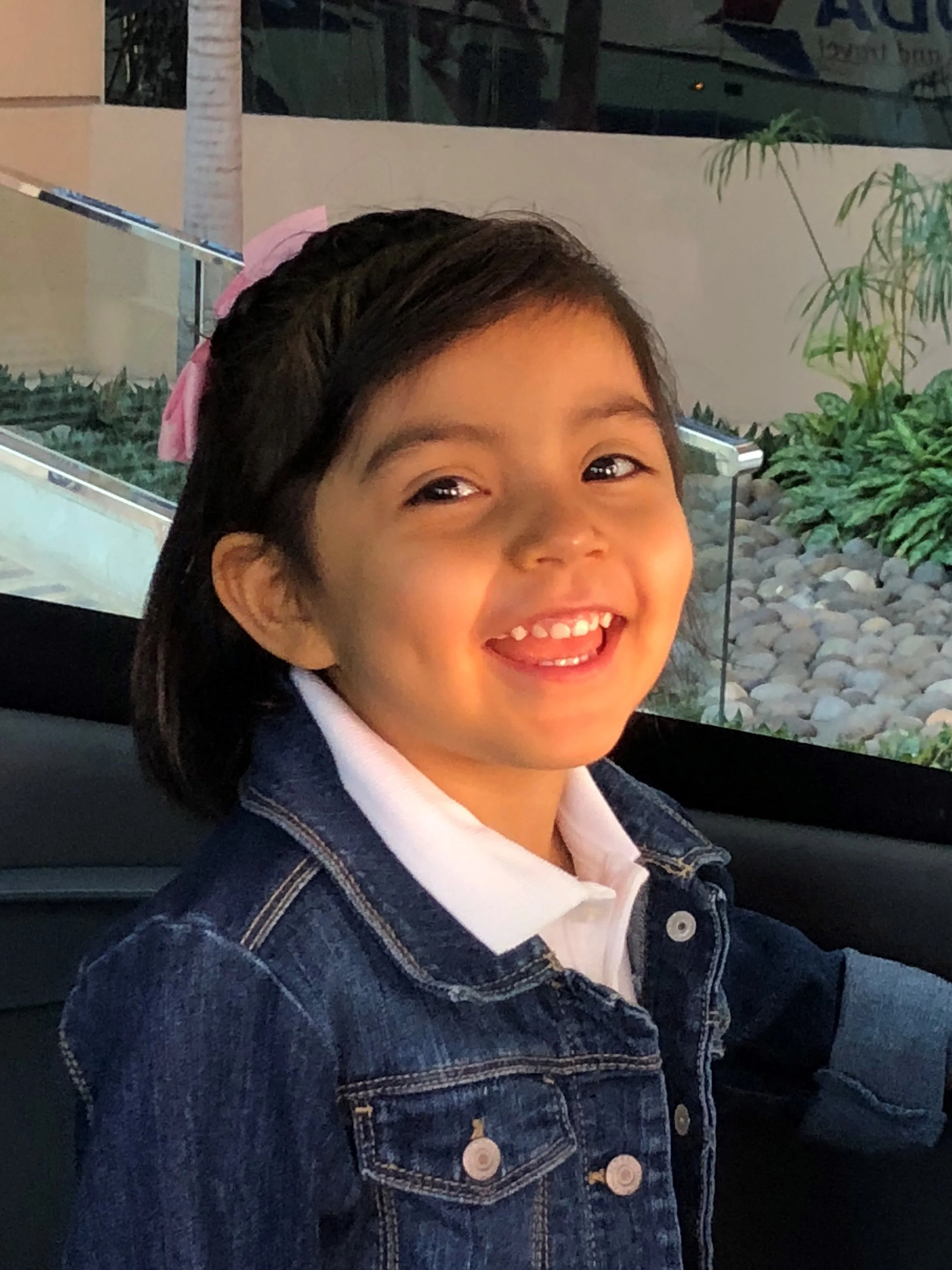 Al mal tiempo, buena cara.