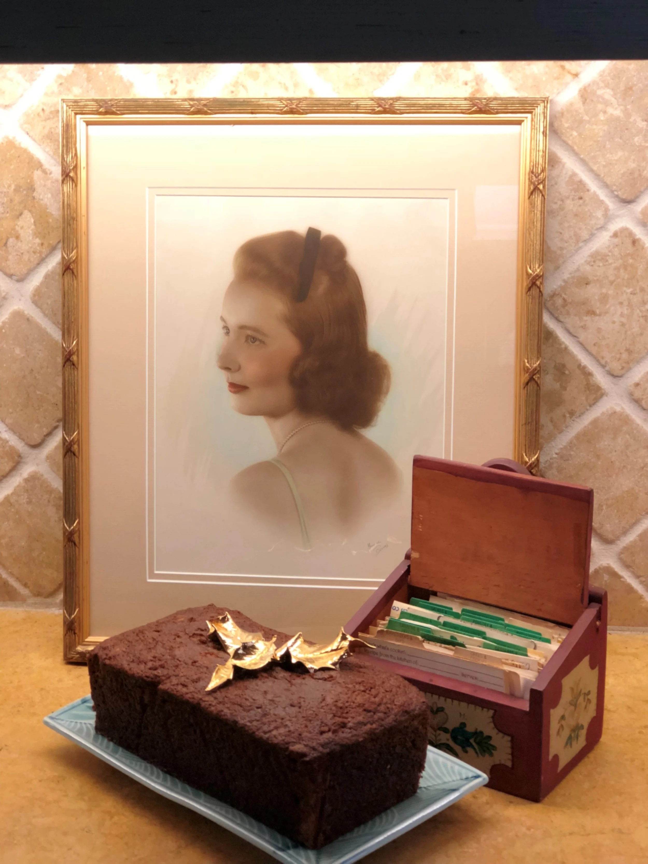 Sarah Bun’s Apple Sauce Nut Cake