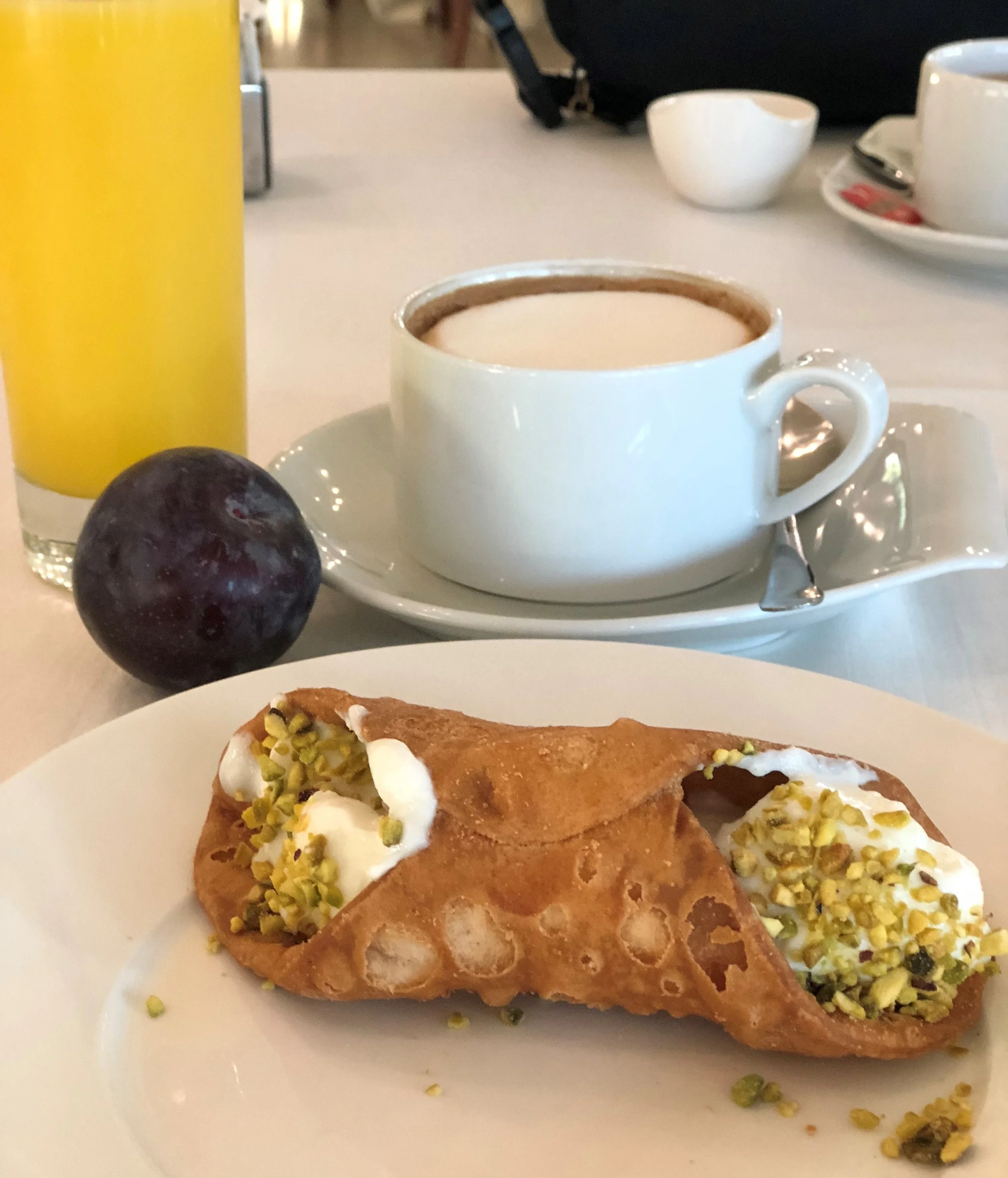 Sicilian Cannoli 