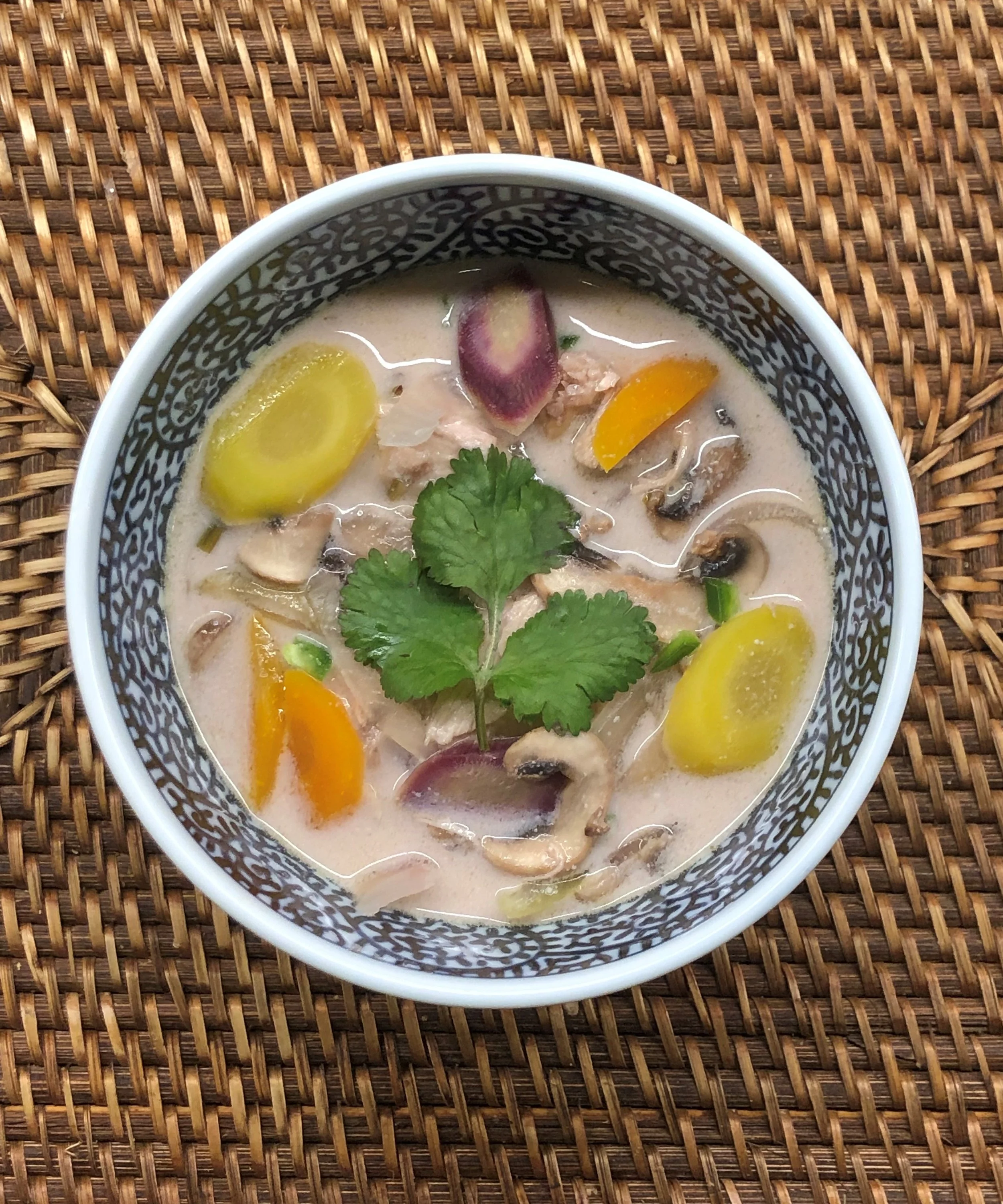 Thai Chicken Coconut Soup with Lemongrass