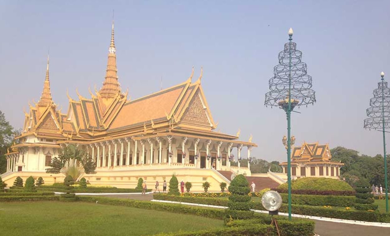 Royally beautiful, the Palace in Phnom Penh