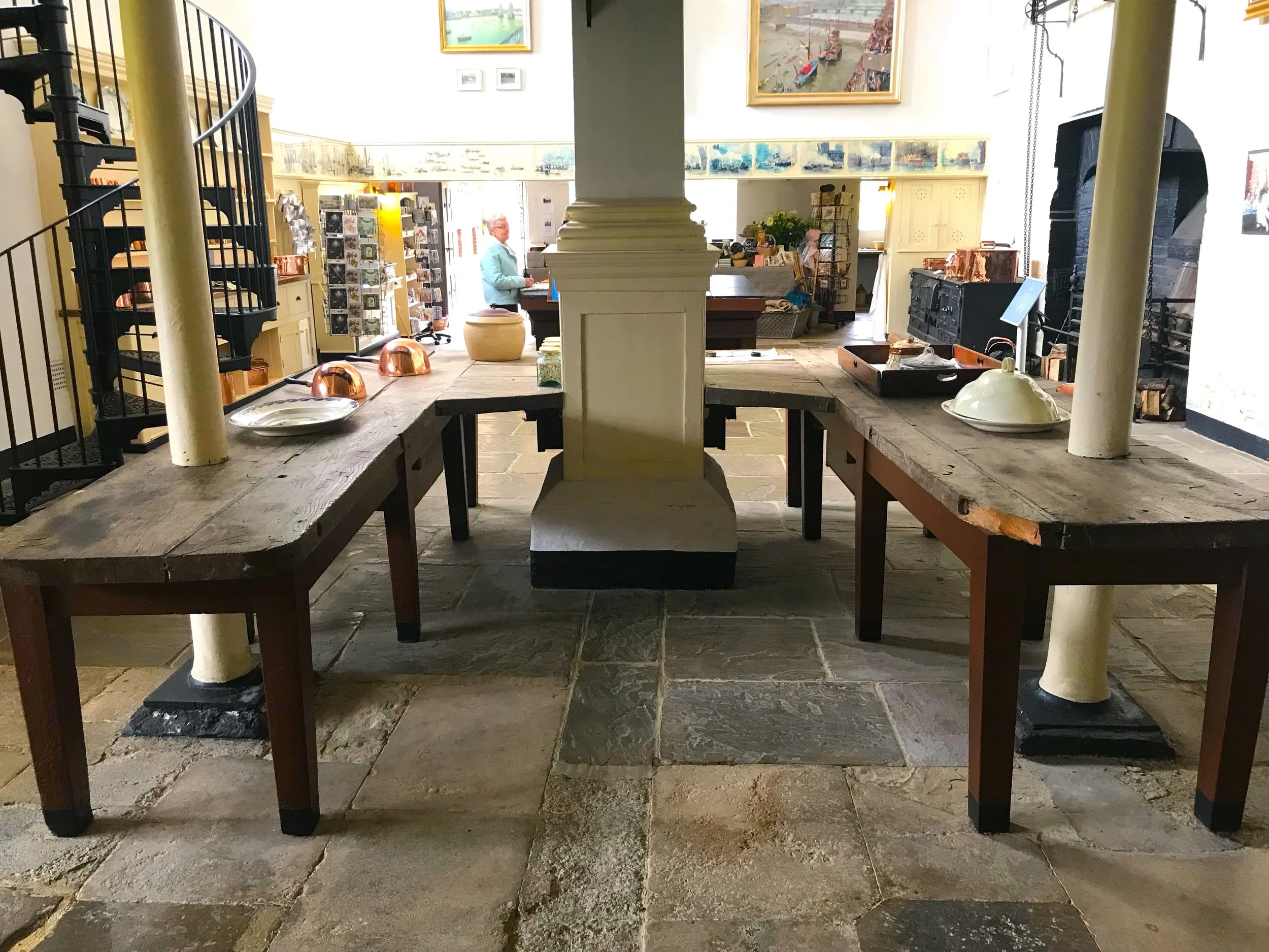 Now that’s what I call a kitchen work island!