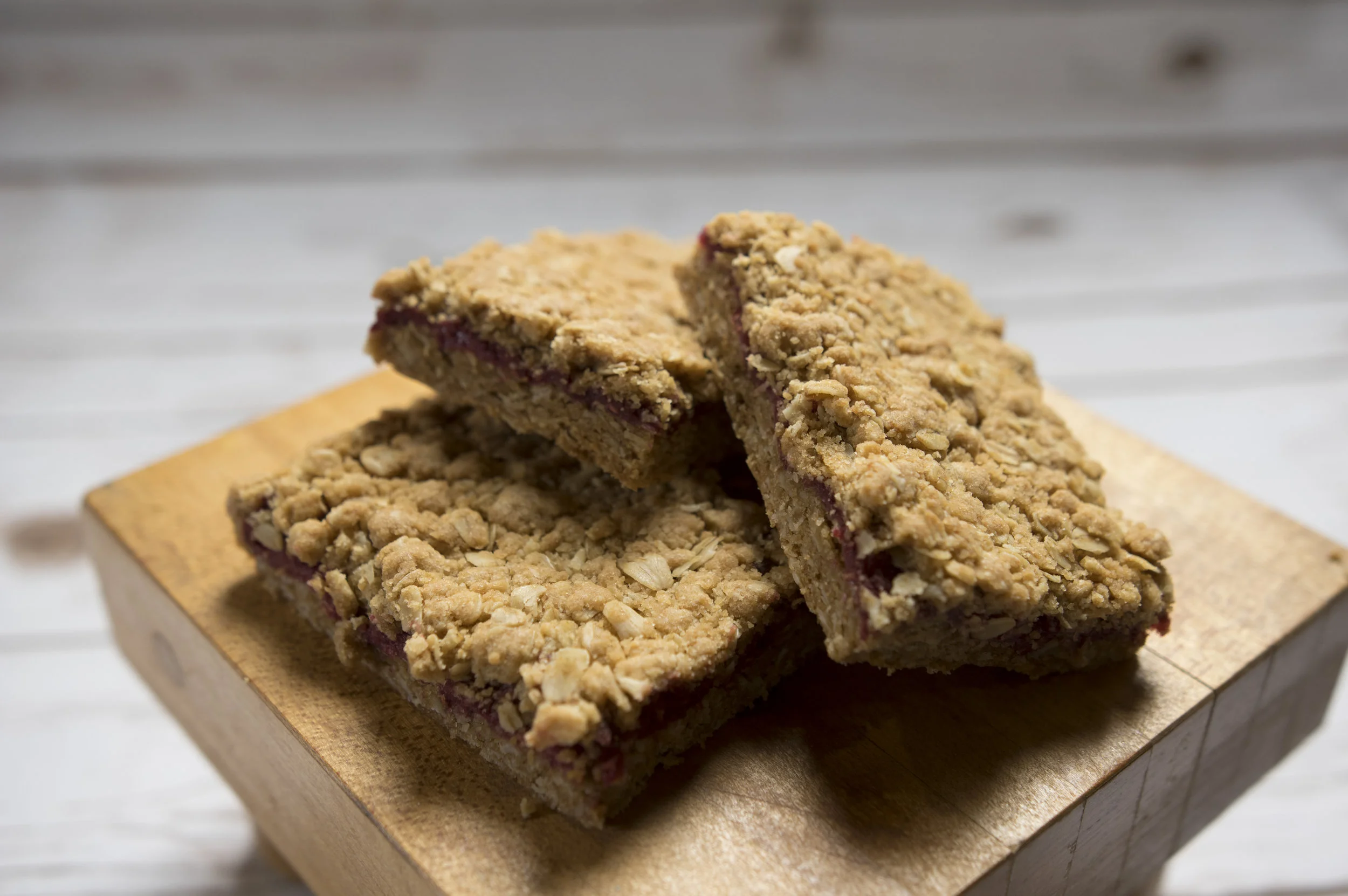 Raspberry Oat Bars