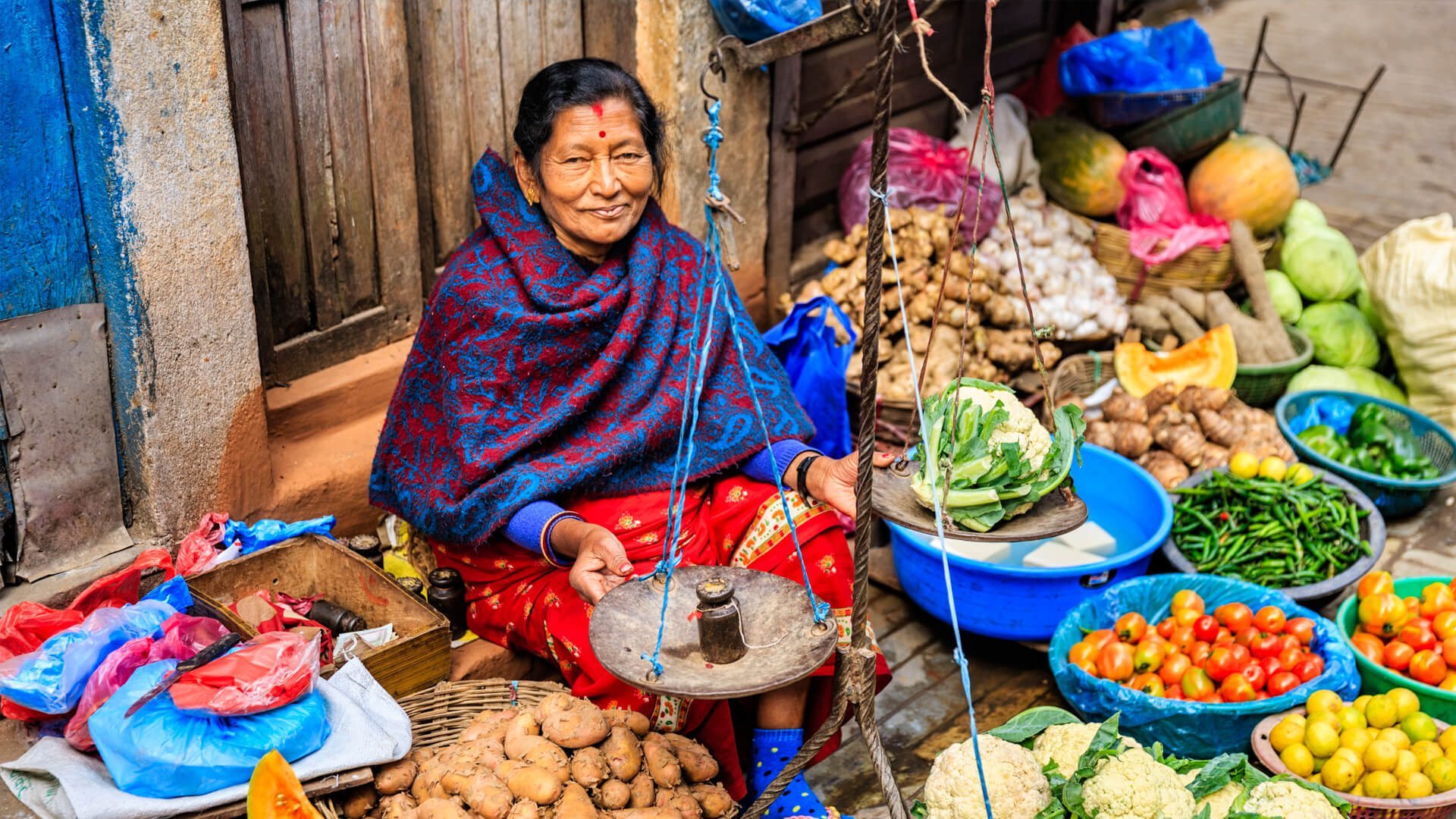 streetfood-nepal-women.jpg