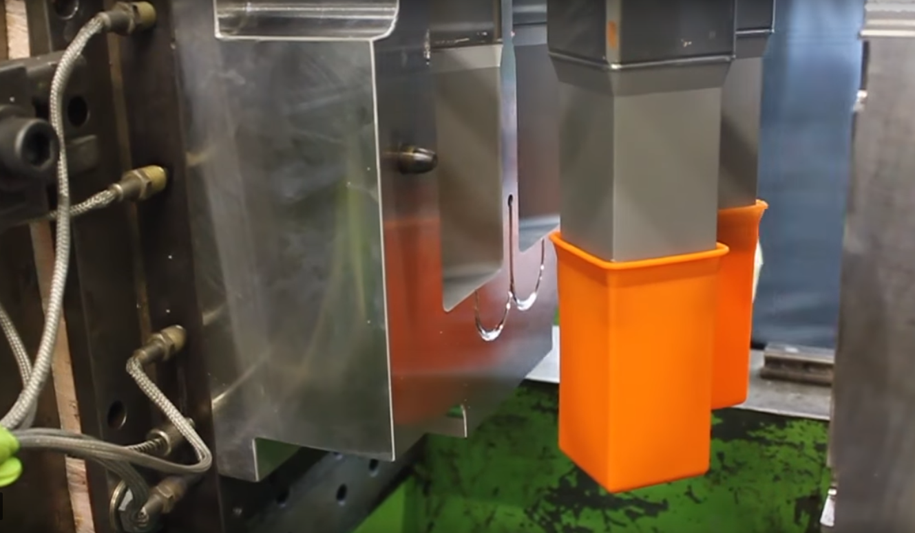 A Semi-Auto Molding Example