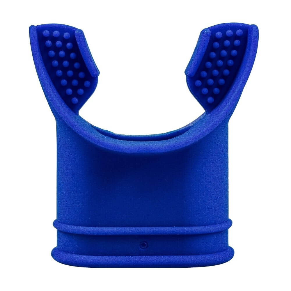 稳压器吹嘴，我们的水肺齿轮产品系列的一部分，由Casco Bay成型设计，制造和销售。亚博yabovip63苹果版亚搏体育app苹果下载