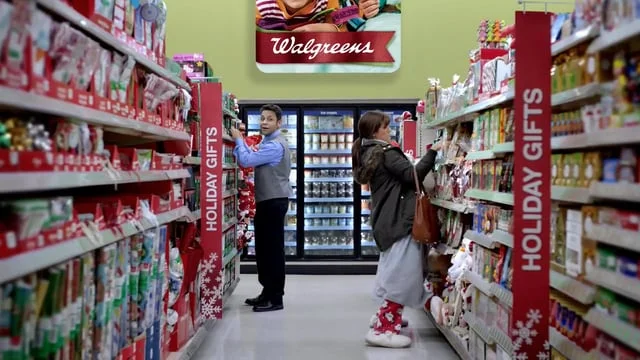 Walgreens: Cookies for Santa