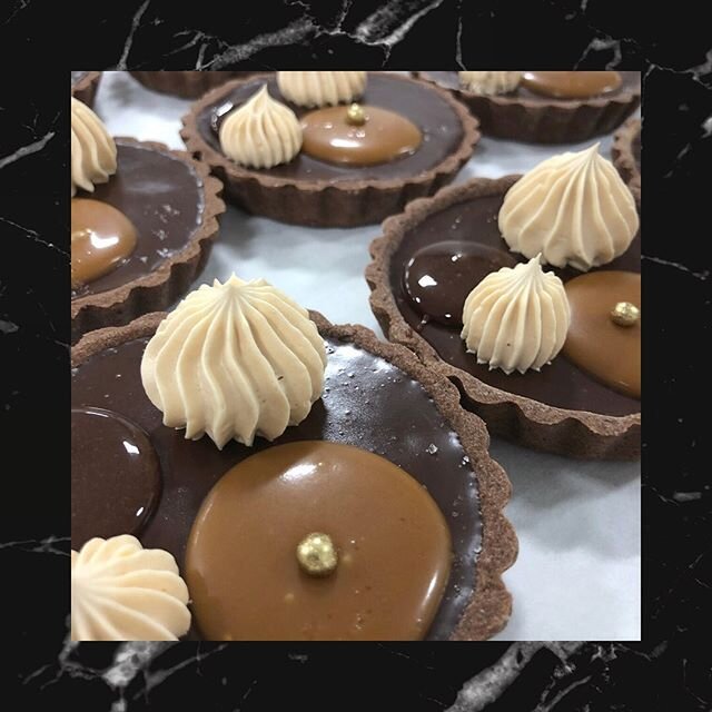 Caramel sea salt chocolate tart , special request for a new client @gravitasdesserts #toronto #dessert @hiltonhotels #love #dessert #art #chocolate #caramel #tart