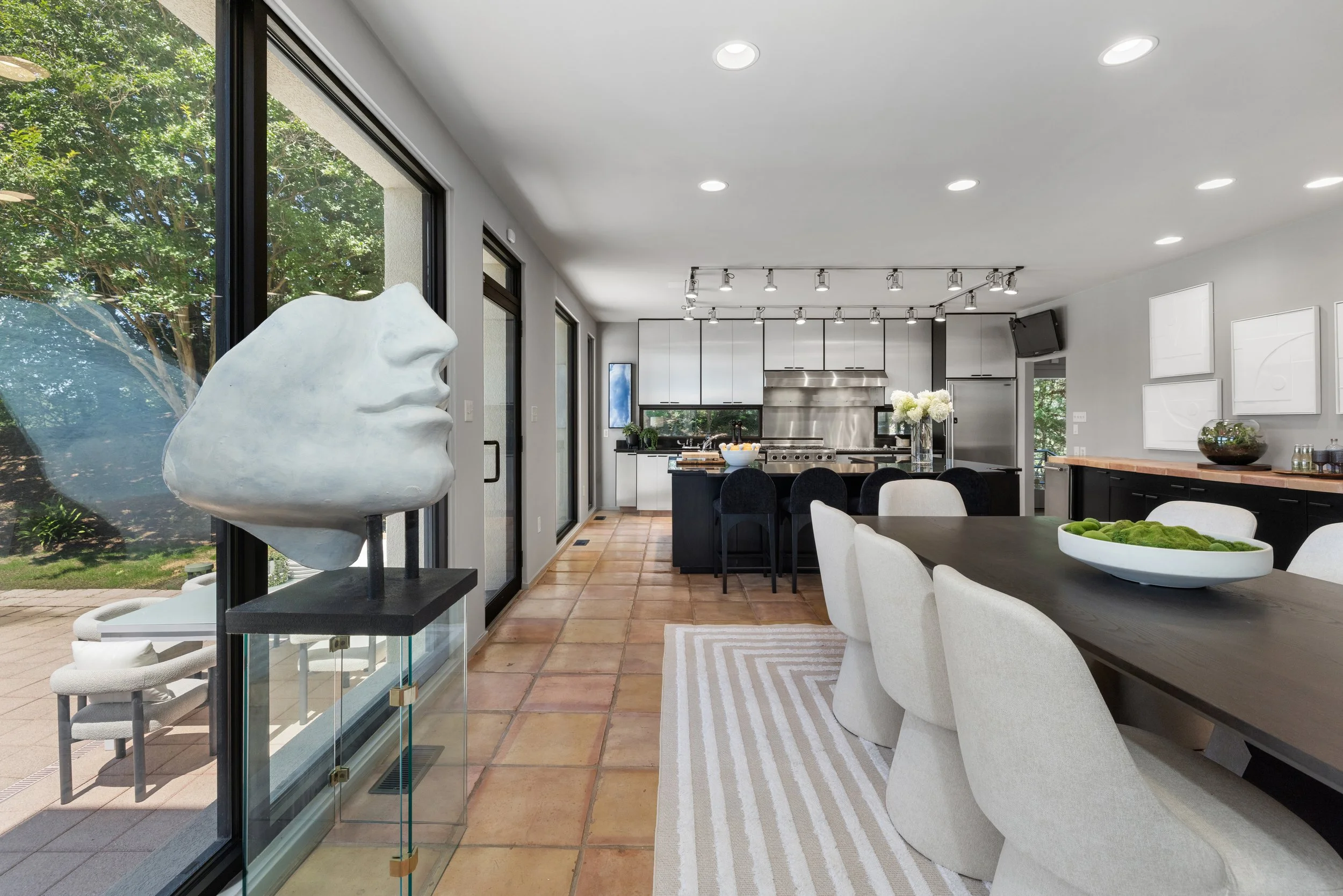 1400-Aqua-Vista-Lane-Luxury-Home-Staging-Jsquared-Richmond-VA47.jpg