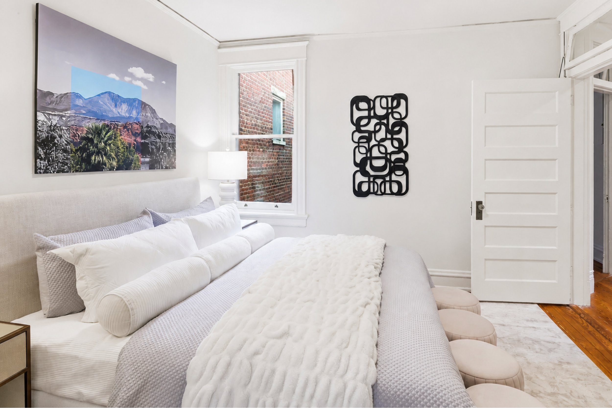 2305-GROVE-AVE-OVER-ASKING-LUXURY-HOME-STAGING1.png