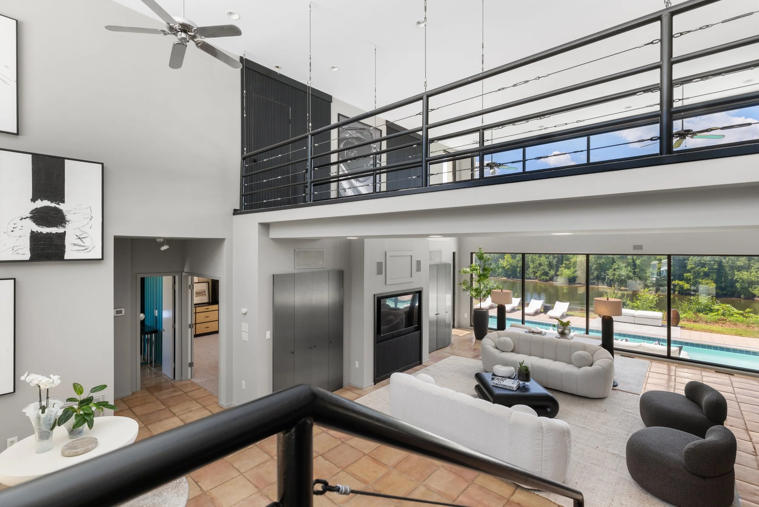 1400-Aqua-Vista-Lane-Luxury-Home-Staging-Jsquared-Richmond-VA27.jpg