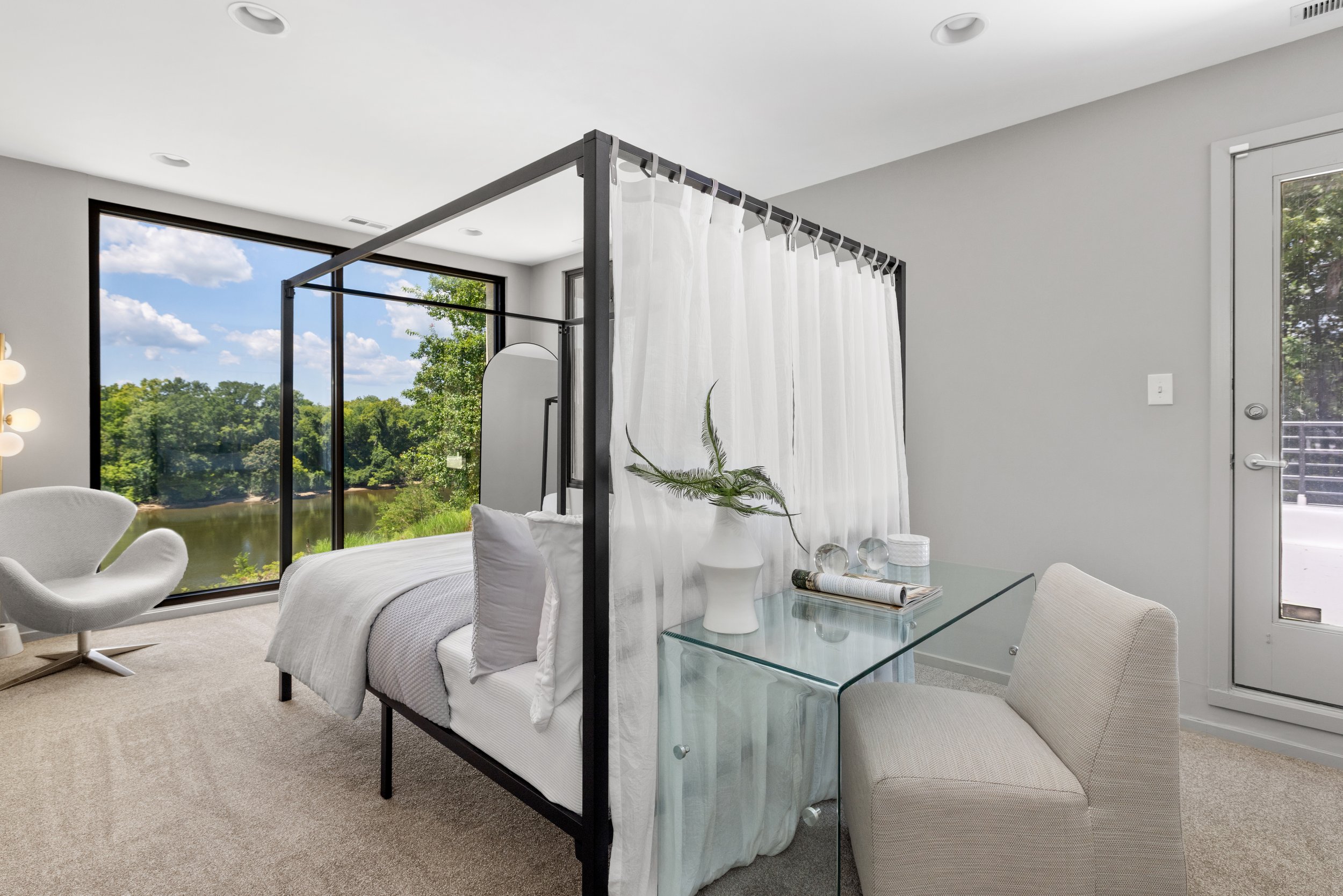 1400-Aqua-Vista-Lane-Luxury-Home-Staging-Jsquared-Richmond-VA19.jpg