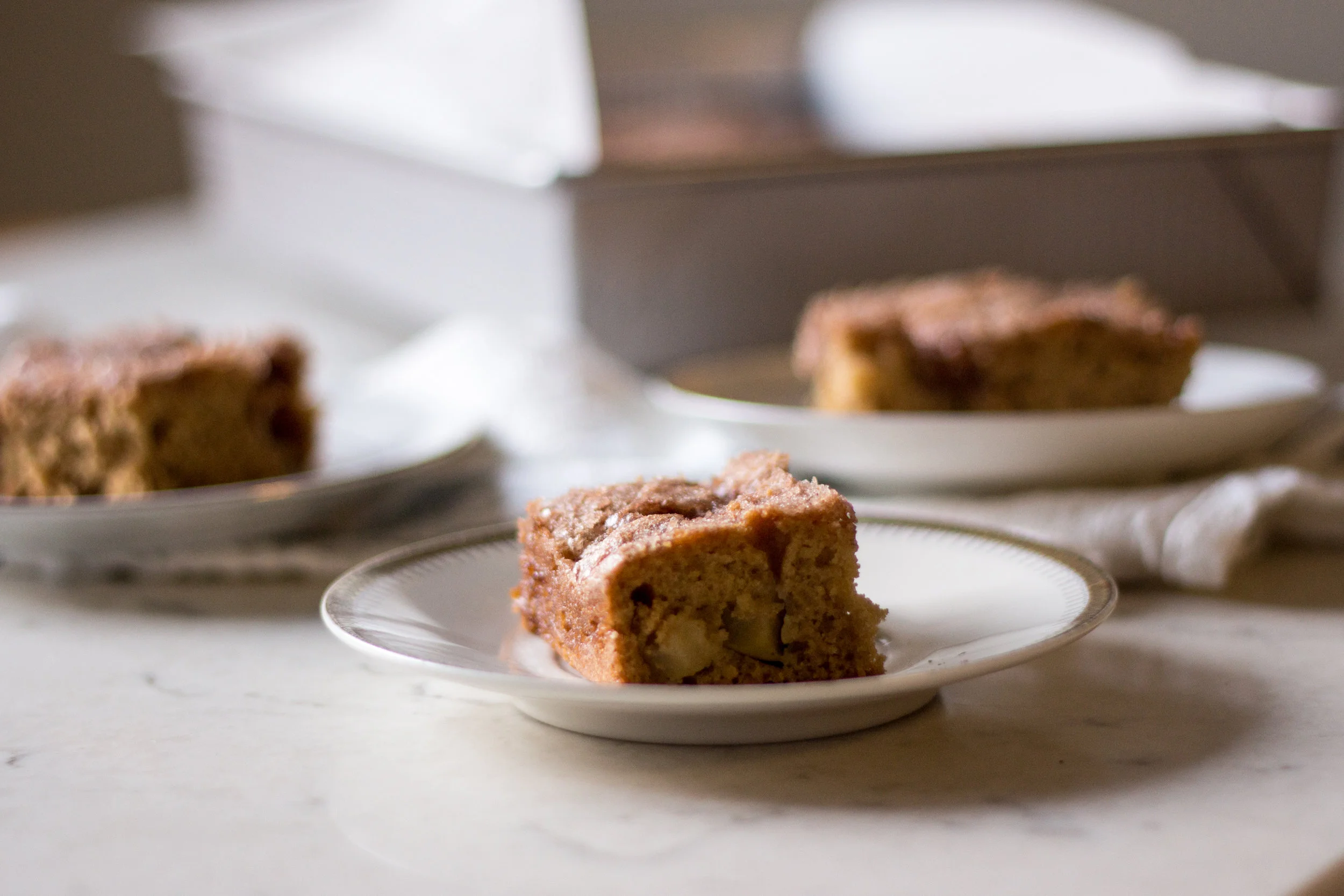 cinnamon apple cake-4.jpg