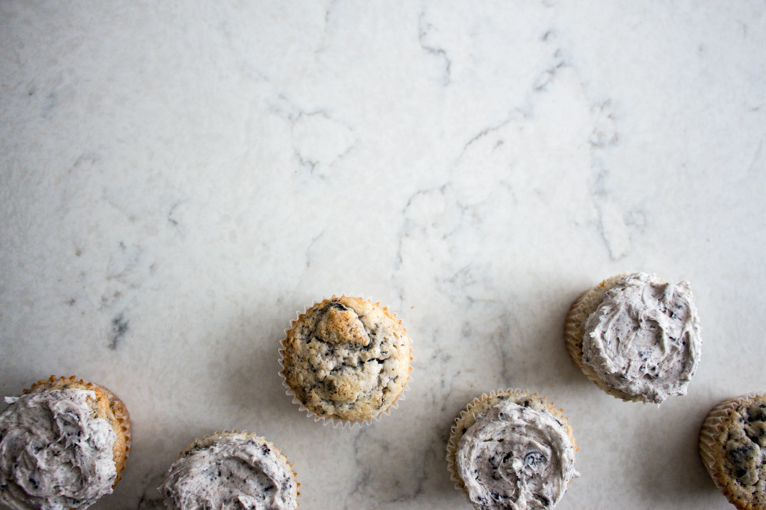 cookies and cream cupcakes-2.jpg