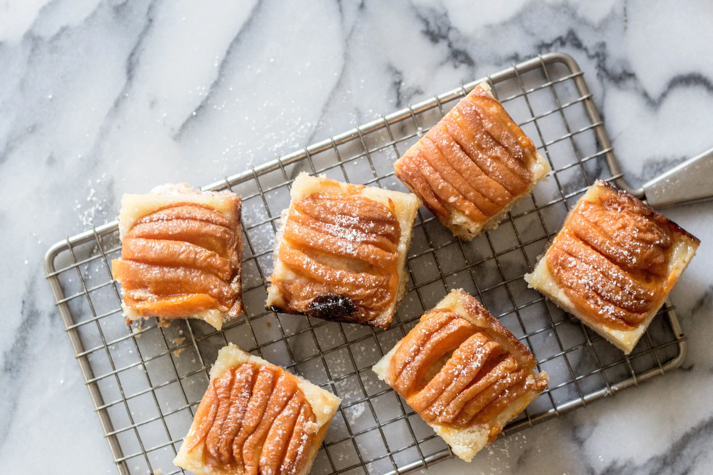 apricot almond bars-15.jpg