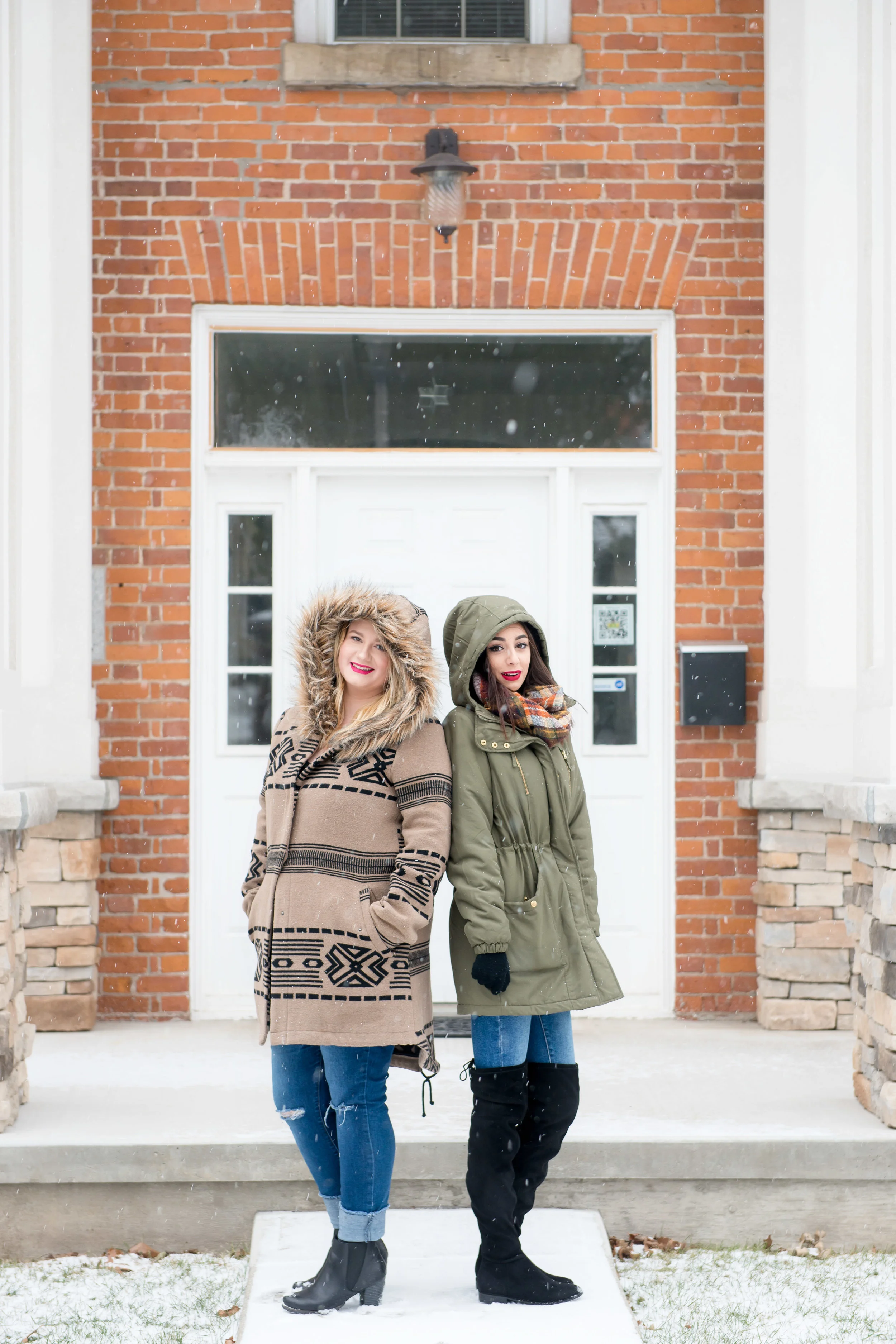 Sisters_C-8831.jpg