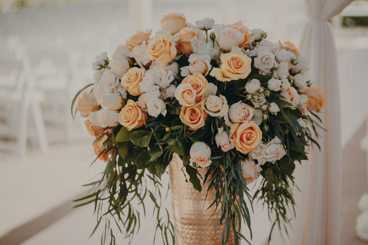 6 peach-wedding-arrangement.jpg