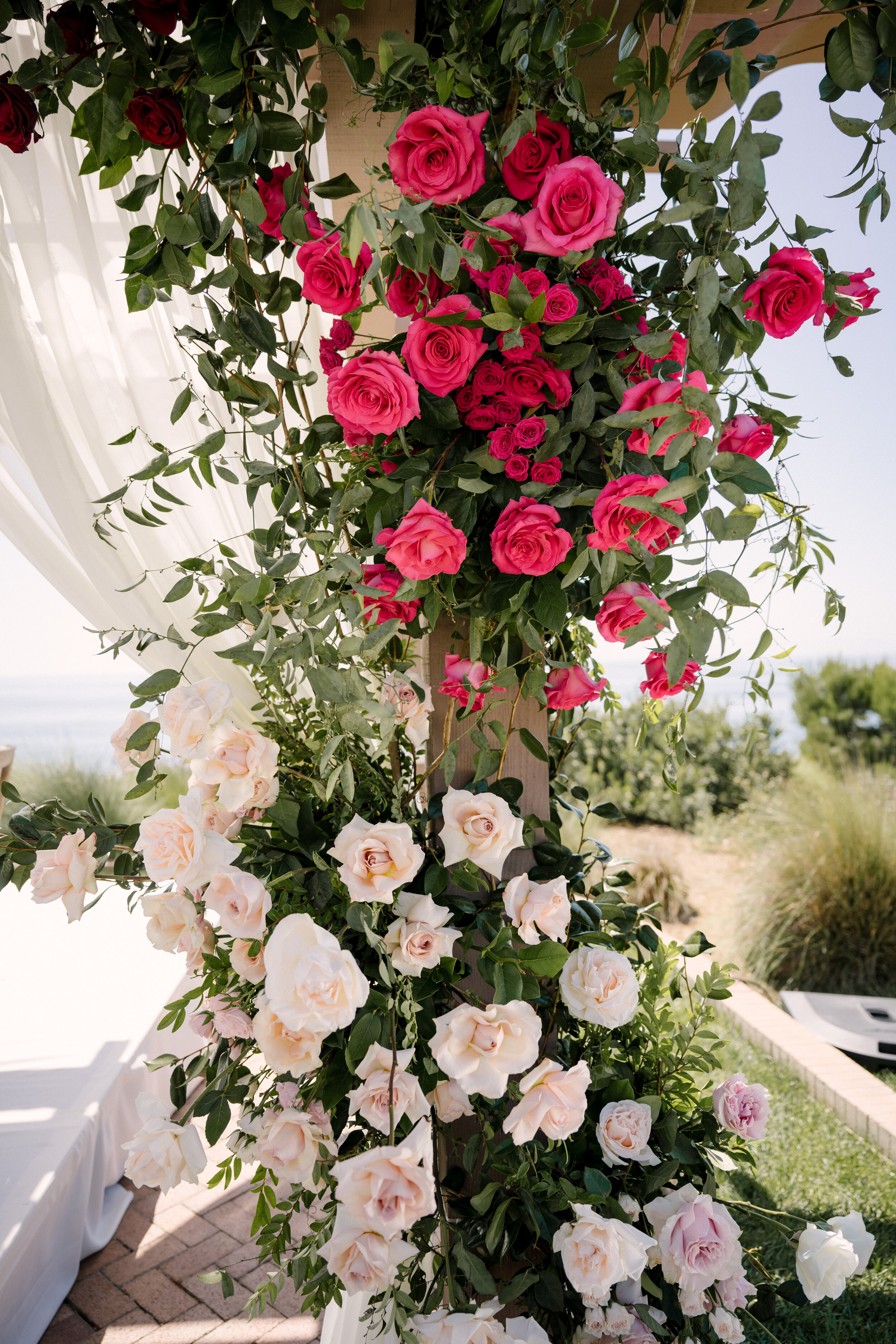 Terranea-Resort-Indian-Wedding-Mandap-Matei-Horvath-2.jpg